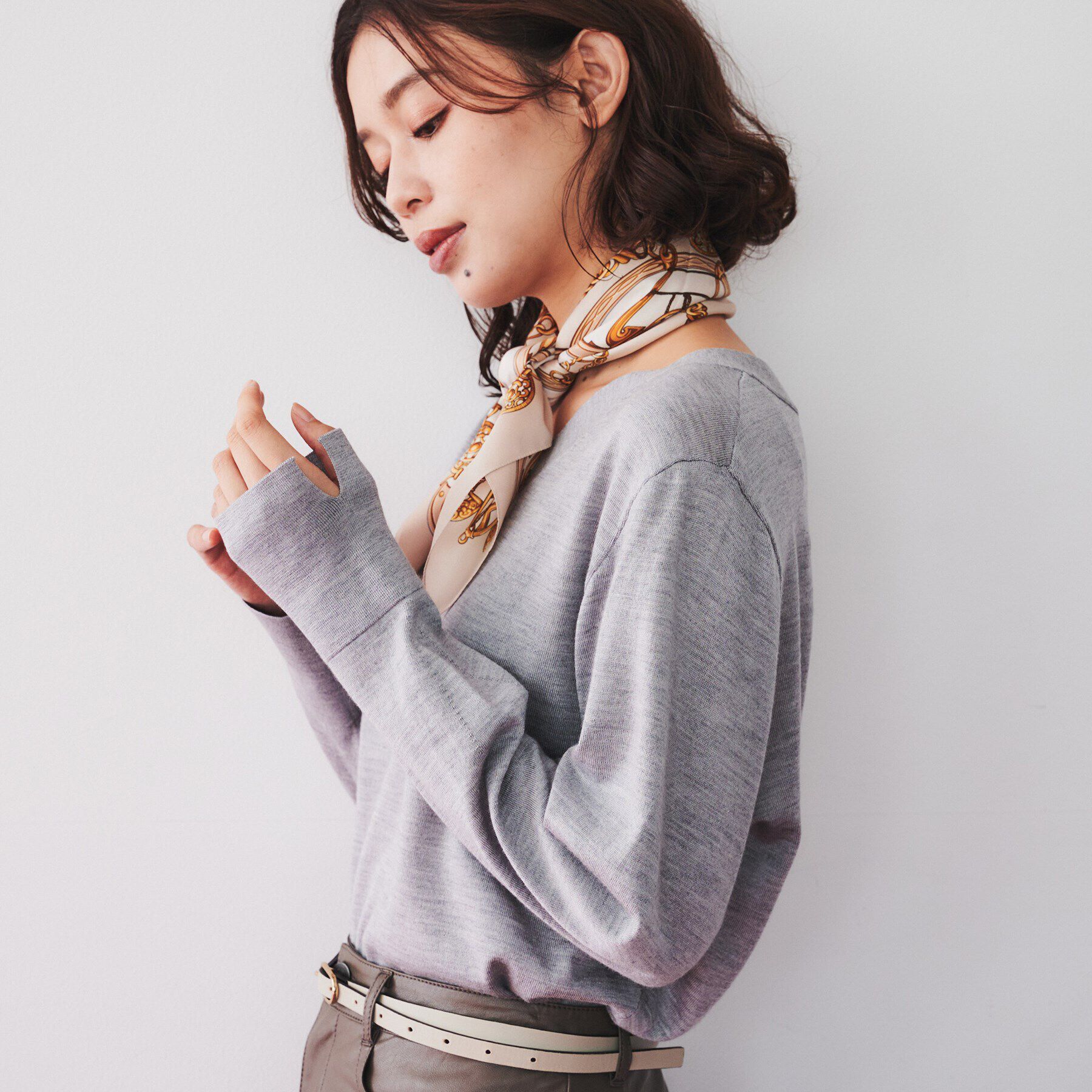 UNTITLED「【アンサンブル可能/洗える】シルクウールカシミヤ Vネックニット」|ニット・セーター|