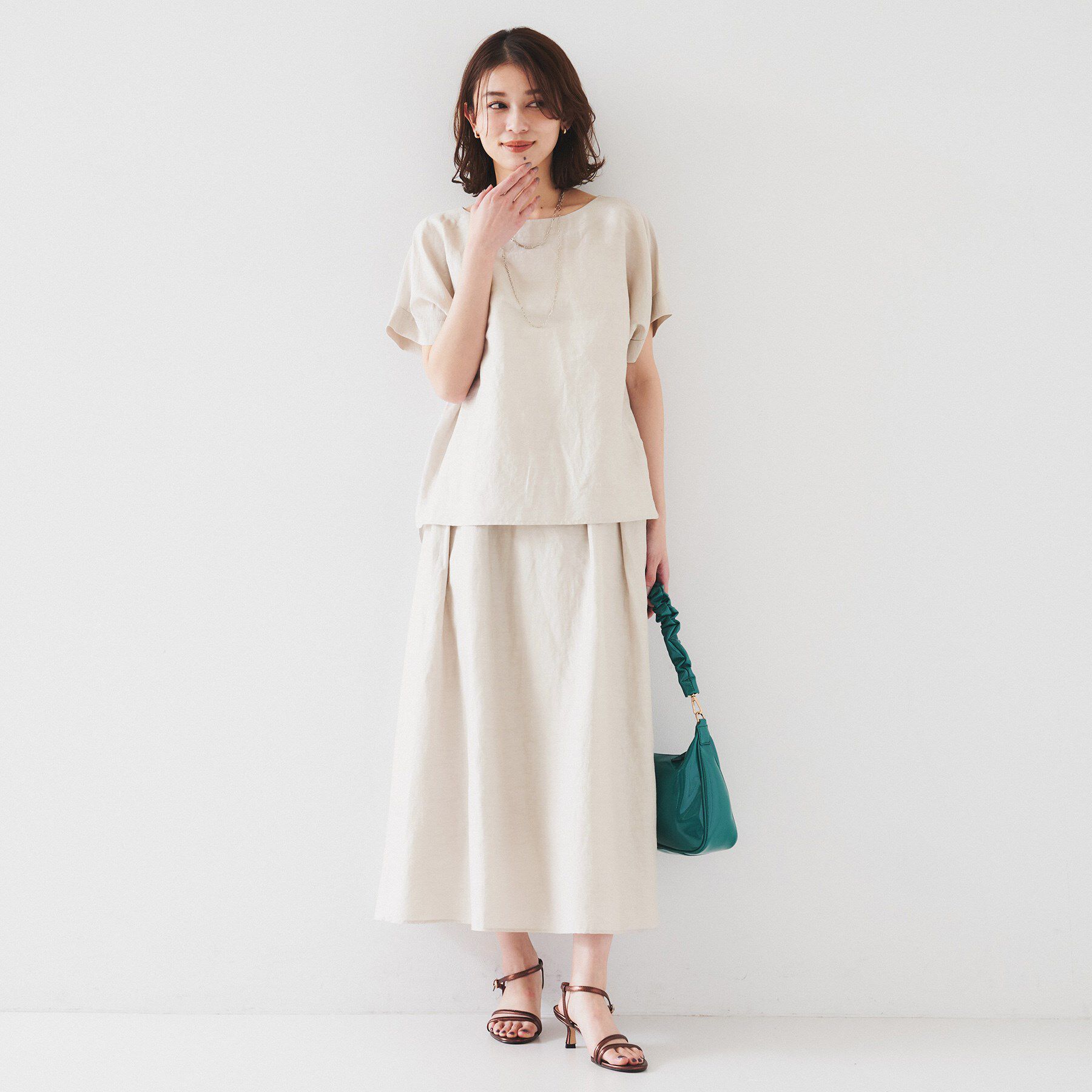 UNTITLED「【セットアップ可能/手洗い可】リネン混 ボートネックTブラウス」|シャツ・ブラウス|