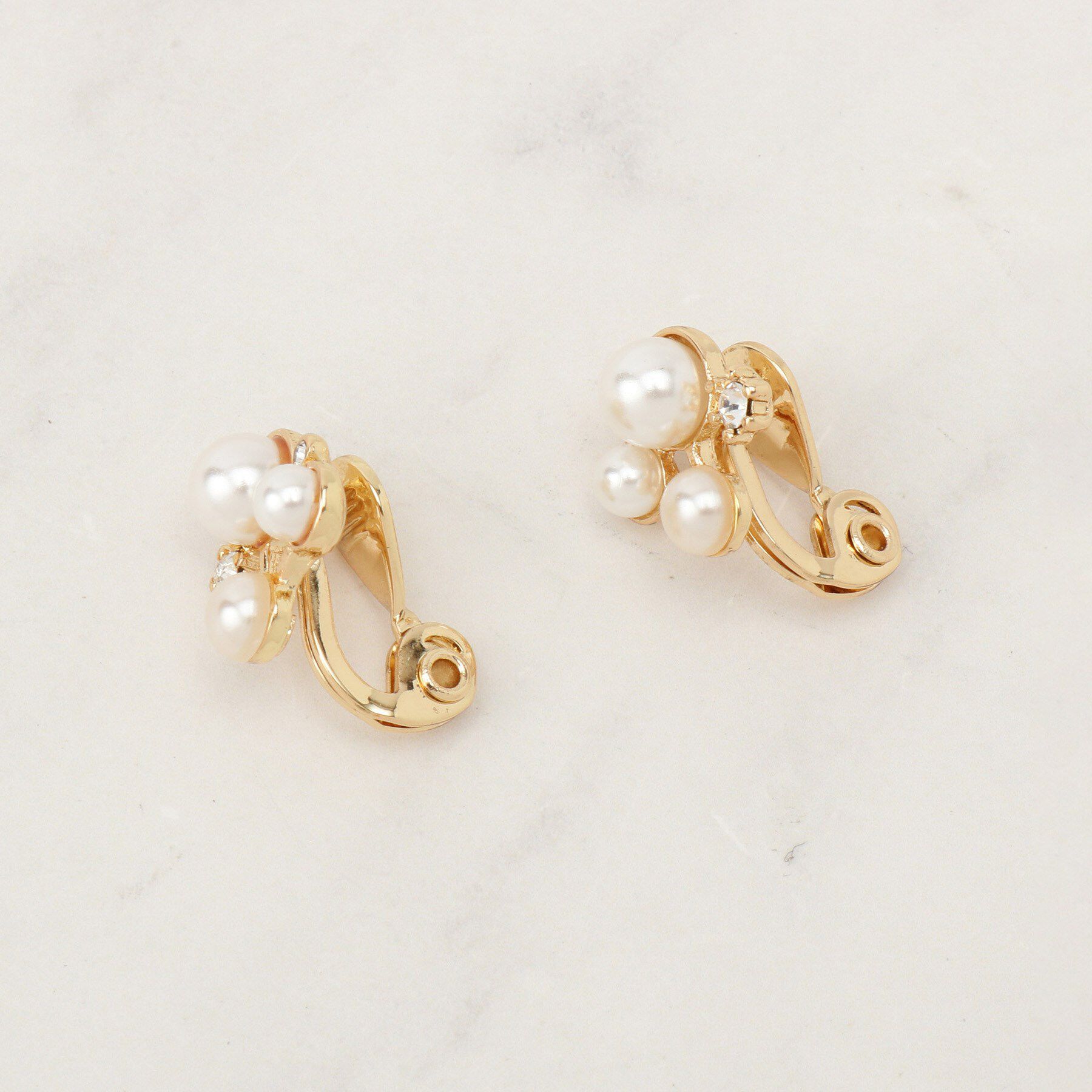 grove「痛くなりにくいパール調ビジューイヤリング」|イヤリング|ゴールド(007)