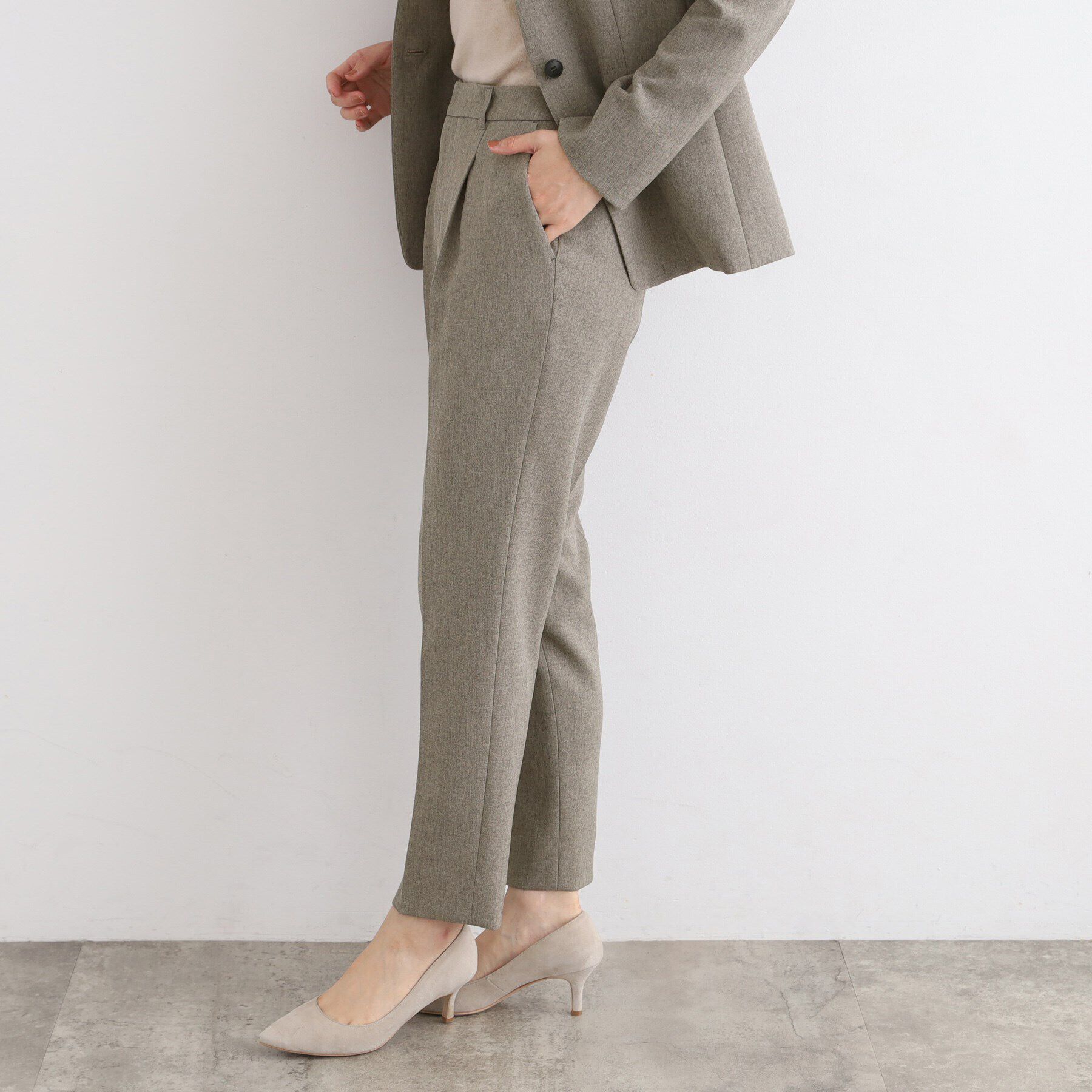 INDIVI「【定番スーツ／洗える／メランジ】ウールライクタックテーパードパンツ」|スーツ|