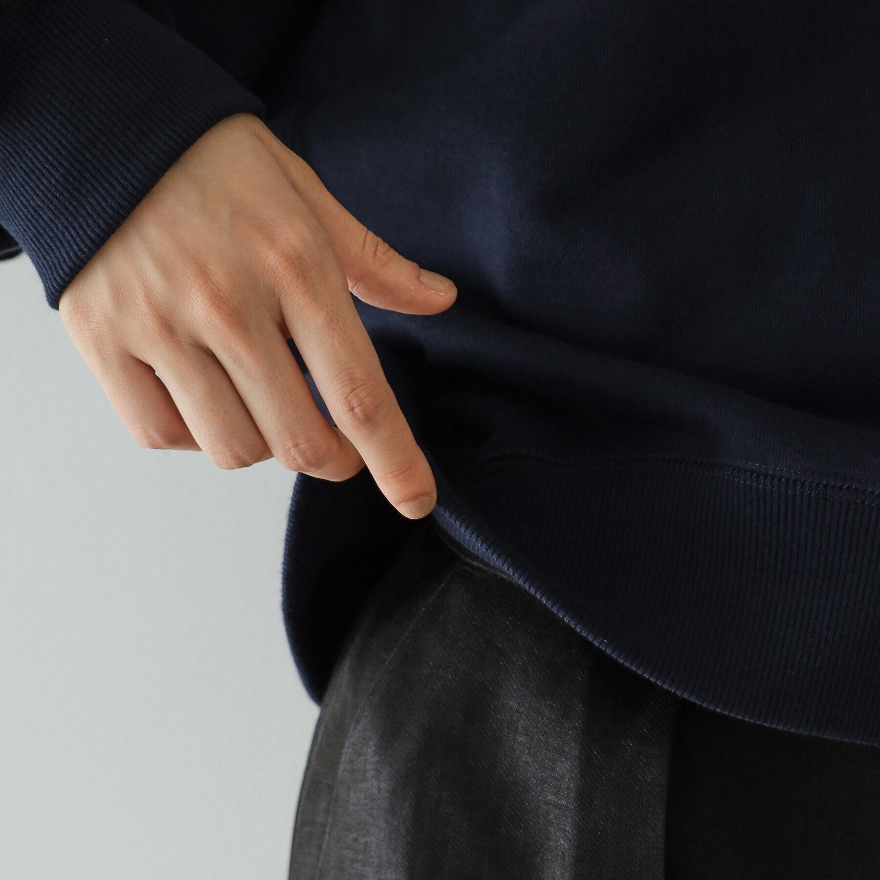 OPAQUE.CLIP「《美人百花掲載》ロゴ裏毛ショートトップス【洗濯機洗い可】」|Tシャツ・カットソー|