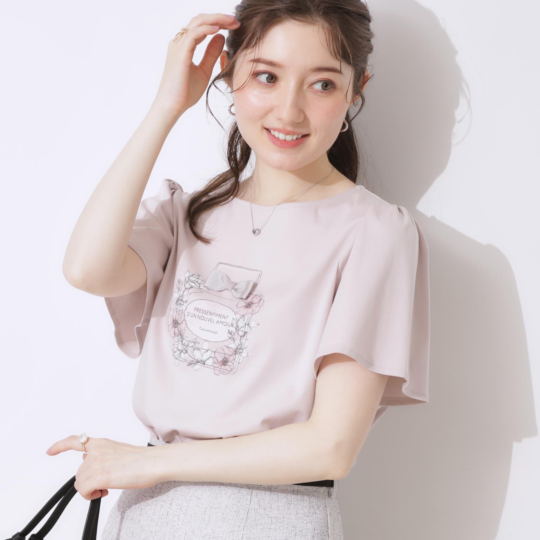 Couture broach「【接触冷感・UVカット】パフュームプリントTシャツ」|Tシャツ・カットソー|