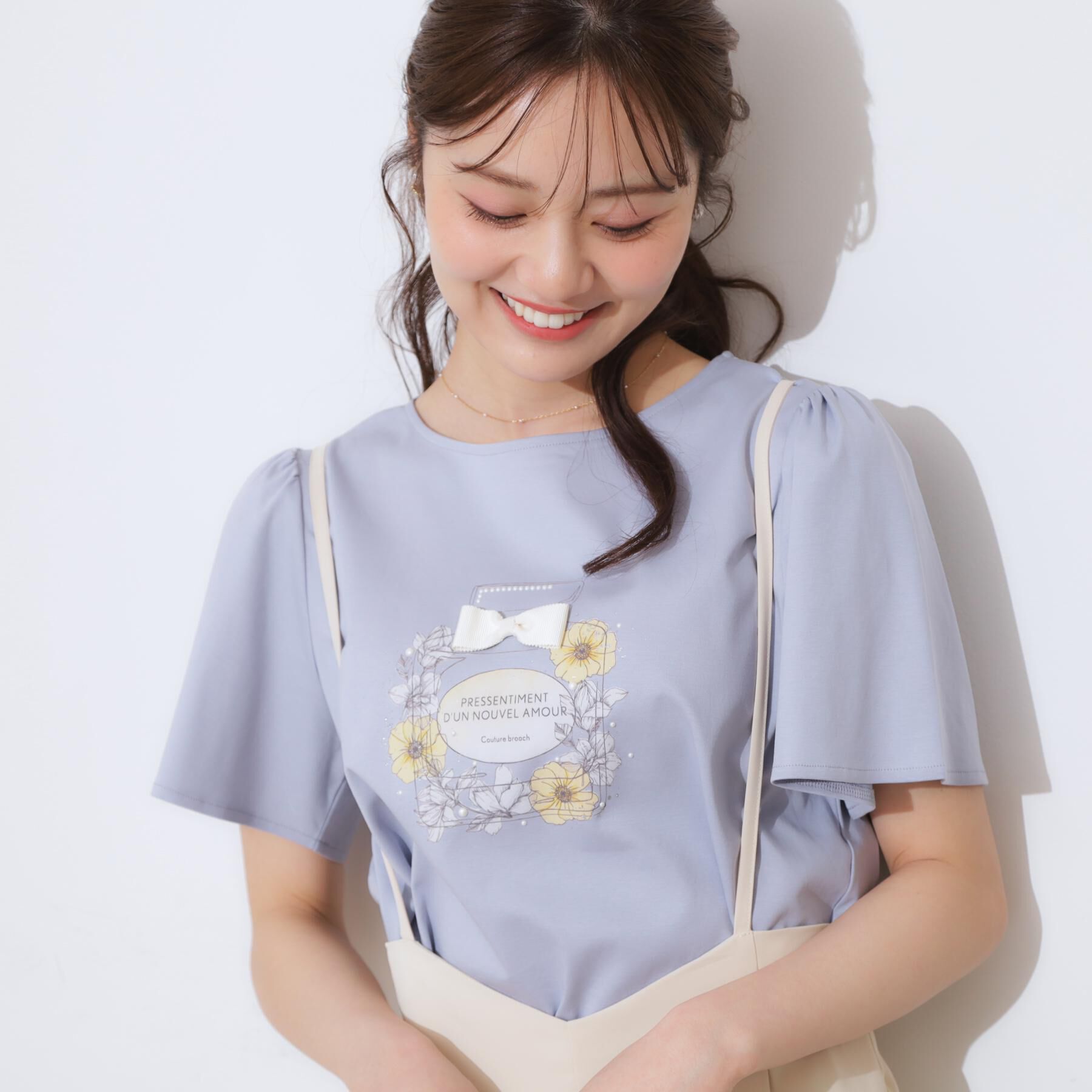 Couture broach「【接触冷感・UVカット】パフュームプリントTシャツ」|Tシャツ・カットソー|
