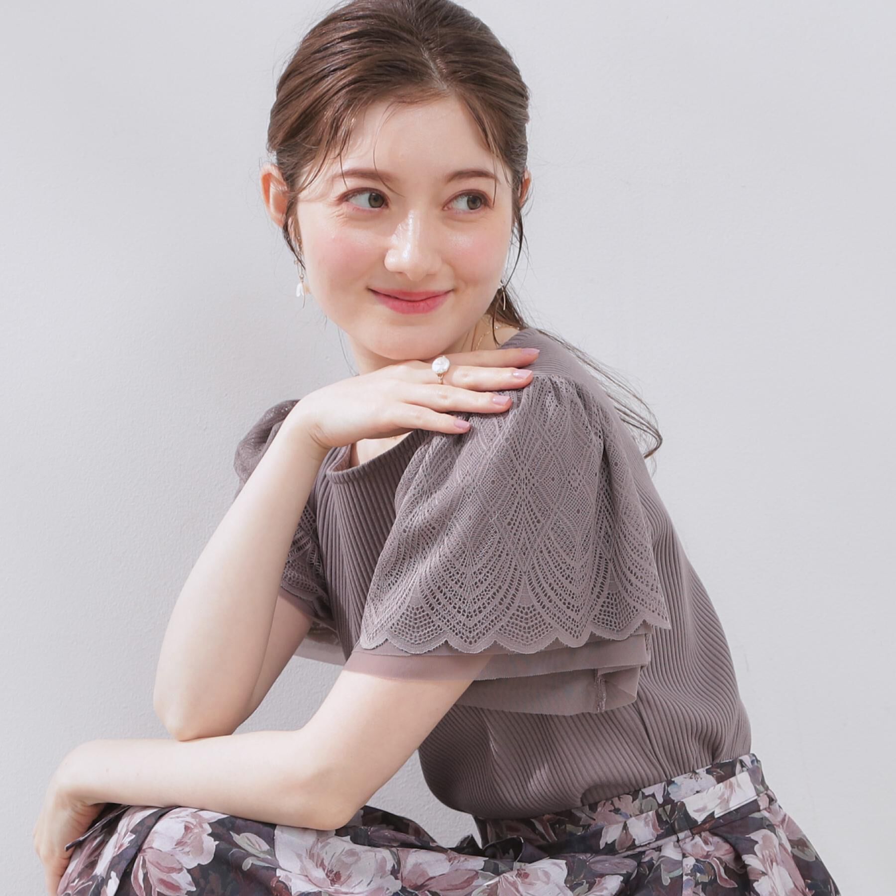 Couture broach「【二の腕カバー・通勤】レース袖テレコトップス」|Tシャツ・カットソー|トープ(054)