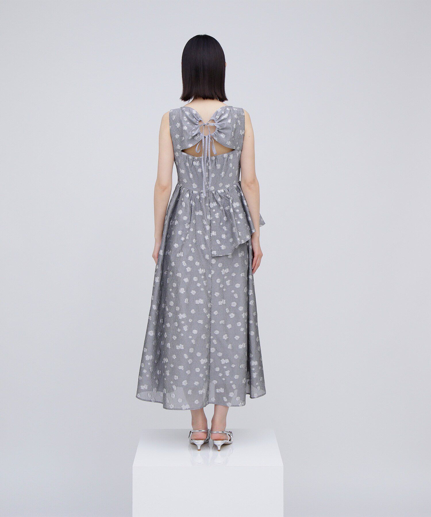  「アシンメトリーフリルジャガードワンピース」|ワンピース|