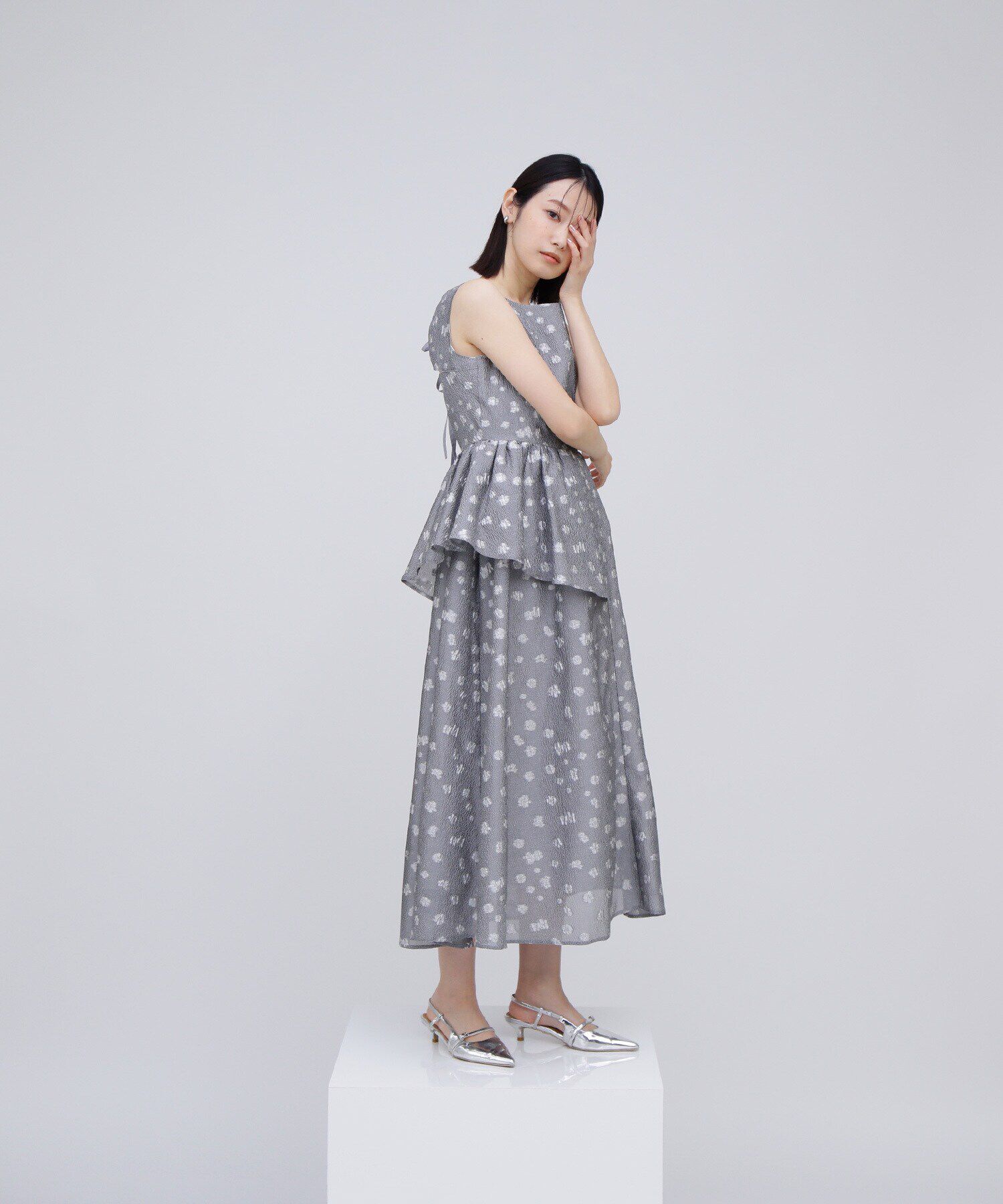  「アシンメトリーフリルジャガードワンピース」|ワンピース|