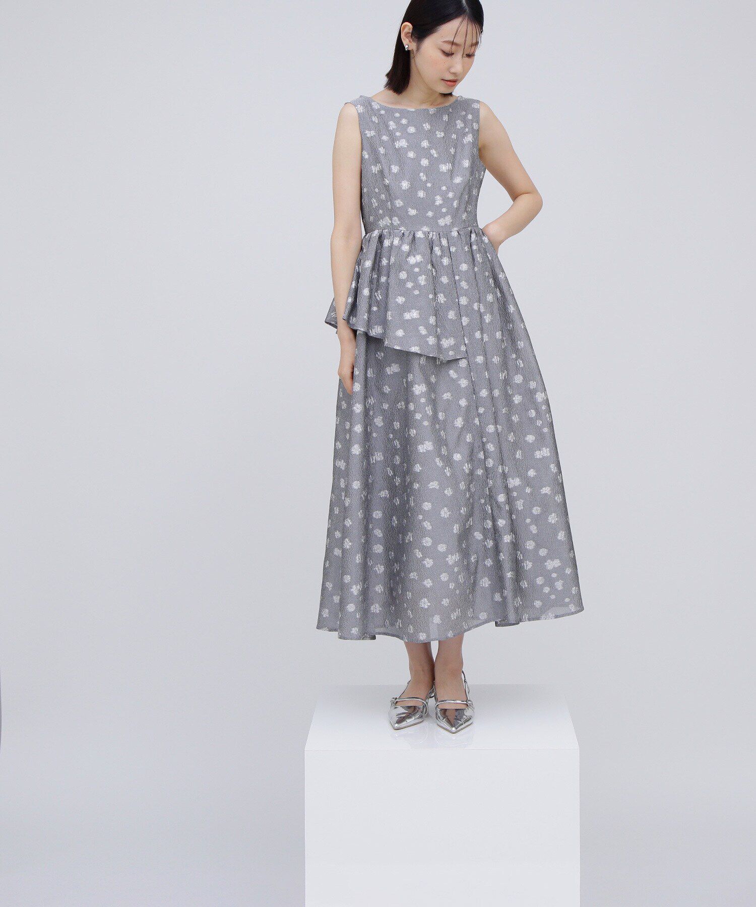  「アシンメトリーフリルジャガードワンピース」|ワンピース|