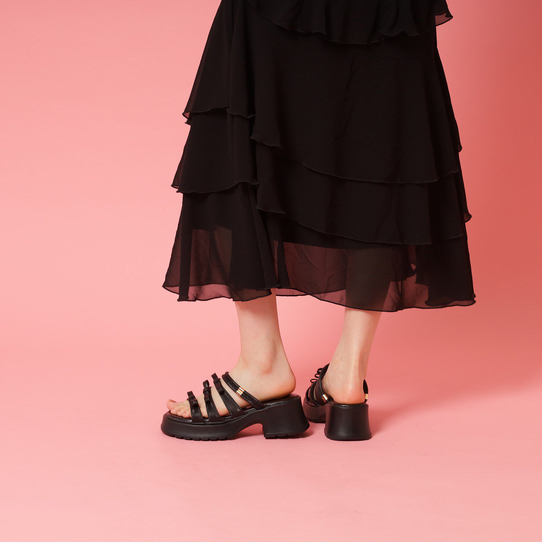 csT&P「3連リボンバレエコアサンダル」|サンダル|