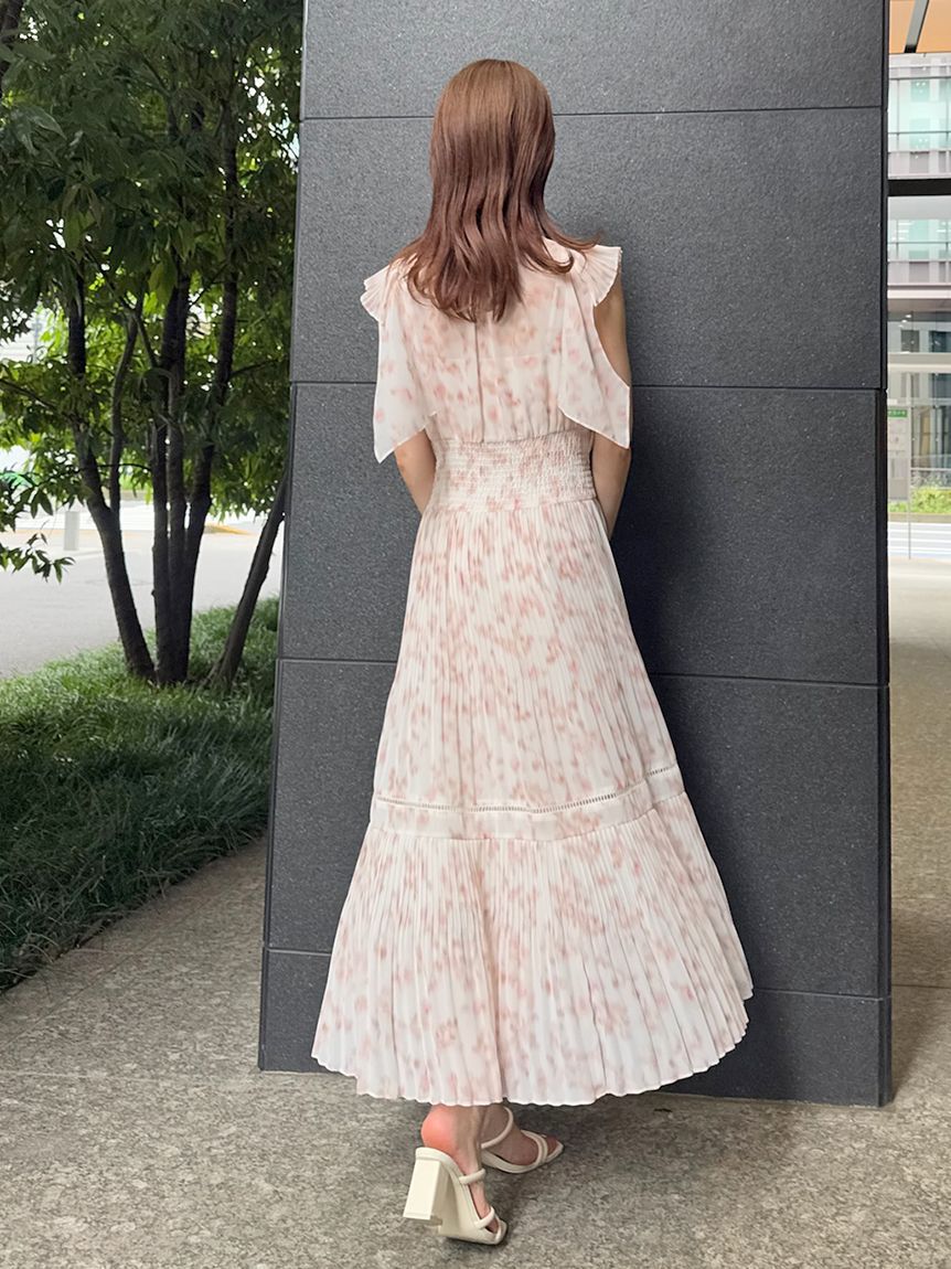 SNIDEL「Sustainableヘアラインフラワープリントワンピース」|ワンピース|