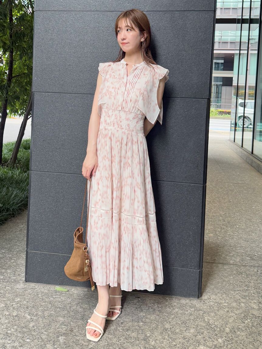 SNIDEL「Sustainableヘアラインフラワープリントワンピース」|ワンピース|PNK