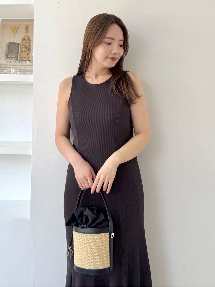 FRAY I.D「アシメヘムカットリブタンクワンピース／ウォッシャブル」|ワンピース|