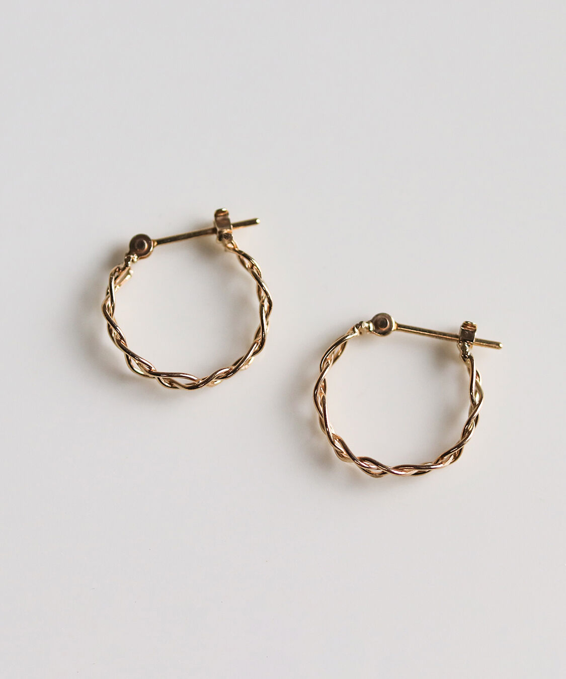  「ゴールド スナップ フープ ピアス | K10YG」|ピアス|