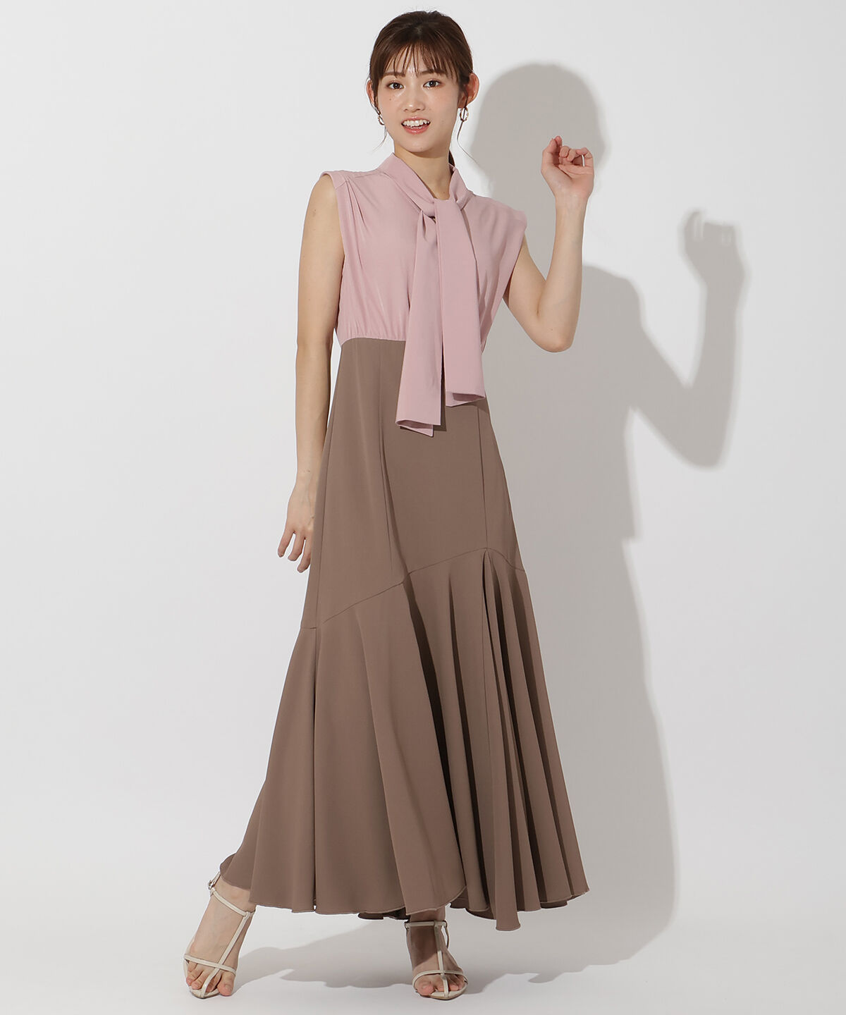 アンドクチュール「ボウタイ付きマーメイドドレス」|ドレス|