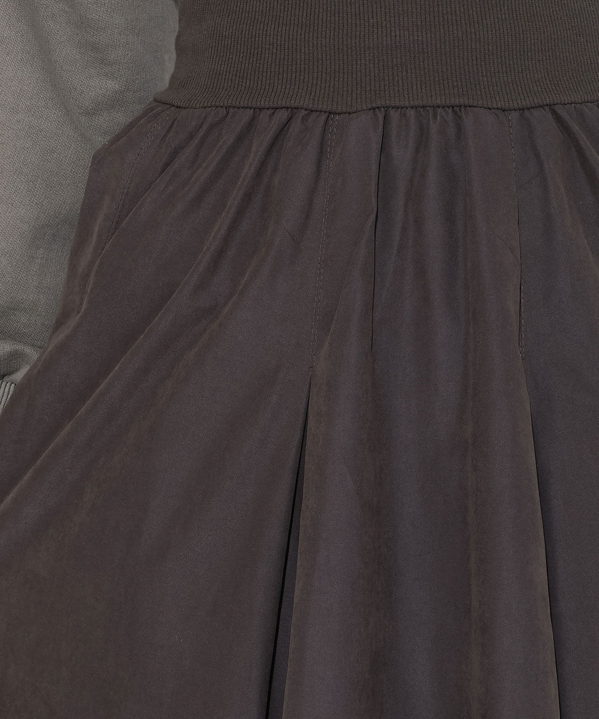 アンドクチュール「ピーチスウェードタックスカート」|フレア|