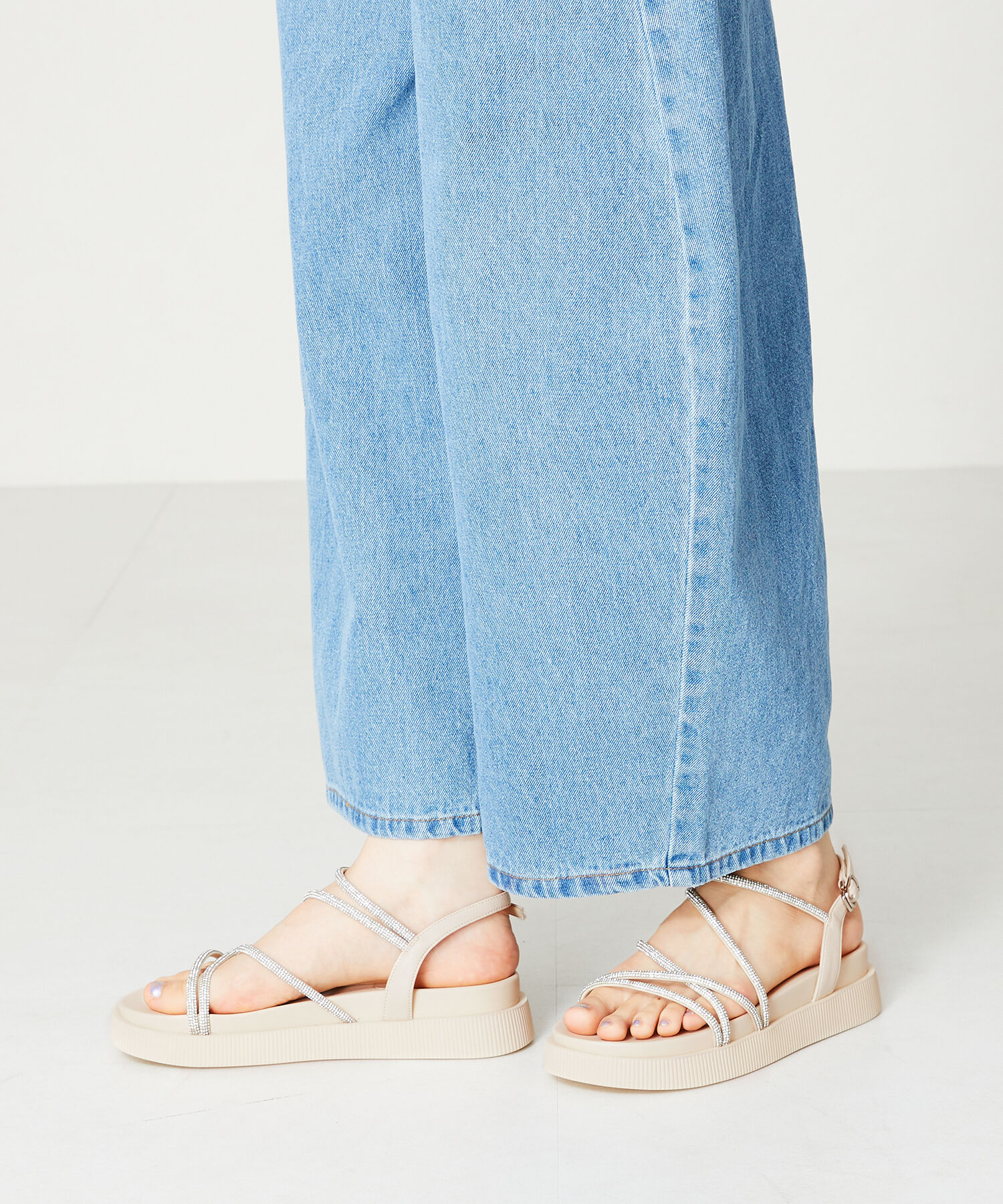 ORiental TRaffic「【追加】ラインストーンストラップサンダル/41217 サンダル 人気 トレンド 売れてる ラインストーン」|サンダル|