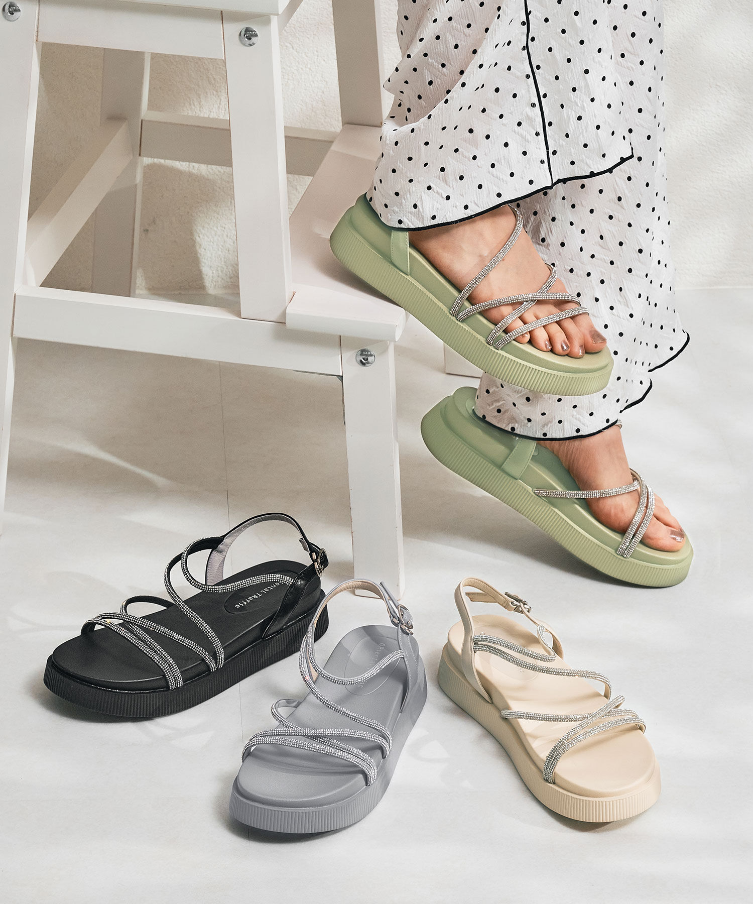 ORiental TRaffic「【追加】ラインストーンストラップサンダル/41217 サンダル 人気 トレンド 売れてる ラインストーン」|サンダル|