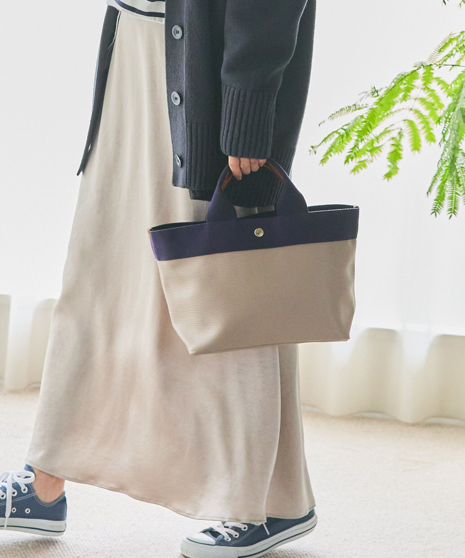 TOPKAPI BREATH「【VERY 10月号掲載】RIPPLE リプル ネオレザー ミニ トートバッグ」|トートバッグ|グレージュ