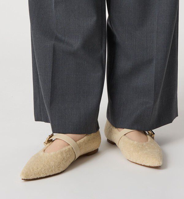 ODETTE E ODILE「ベルテッドシャギー フラット10&uarr;」|パンプス|