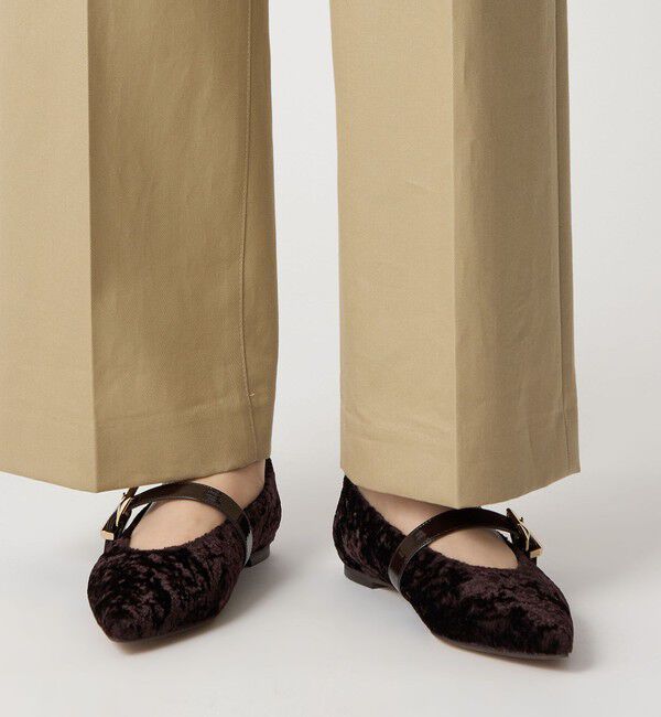 ODETTE E ODILE「ベルテッドシャギー フラット10&uarr;」|パンプス|