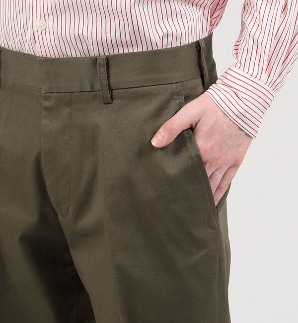 TOMORROWLAND MENS「チノストレッチ スリムテーパードパンツ」|チノ|
