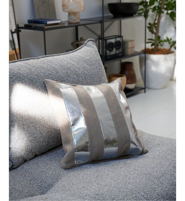 journal standard Furniture「METALLIC STRIPE CUSHION　クッションカバー 45cm」|クッション・クッションカバー|ベージュ