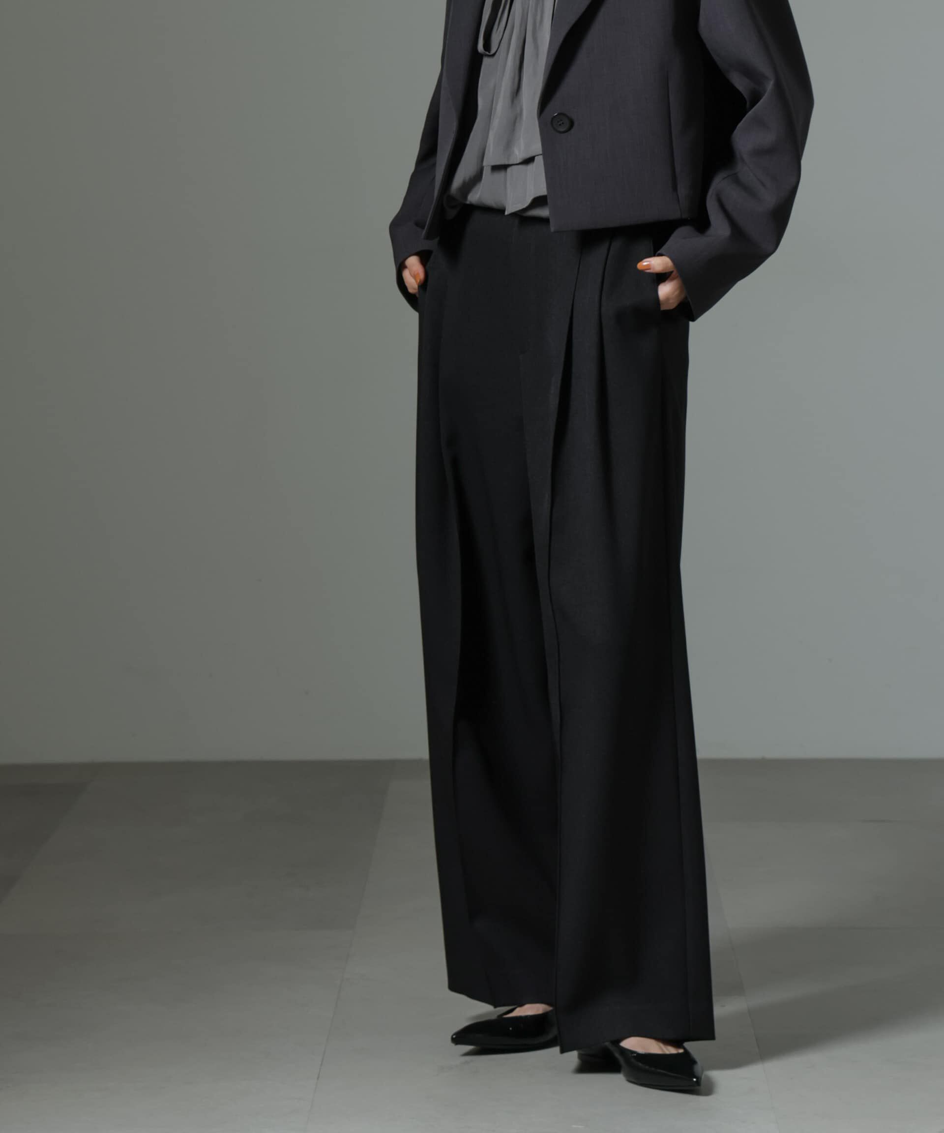 nano･universe「ストレッチサージピンタックイージーワイドパンツ（セットアップ可）」|チノ|ブラック