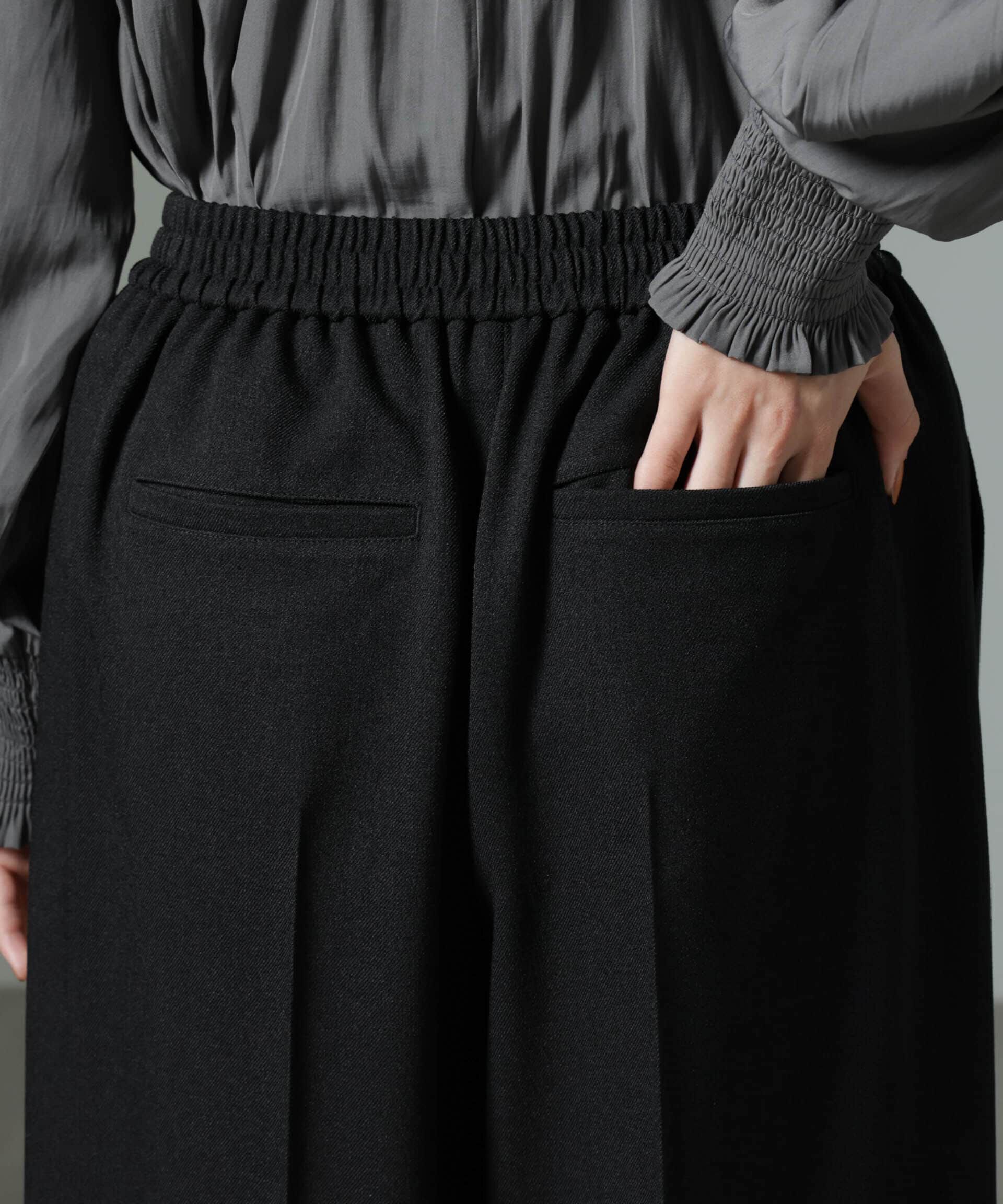 nano･universe「ストレッチサージピンタックイージーワイドパンツ（セットアップ可）」|チノ|