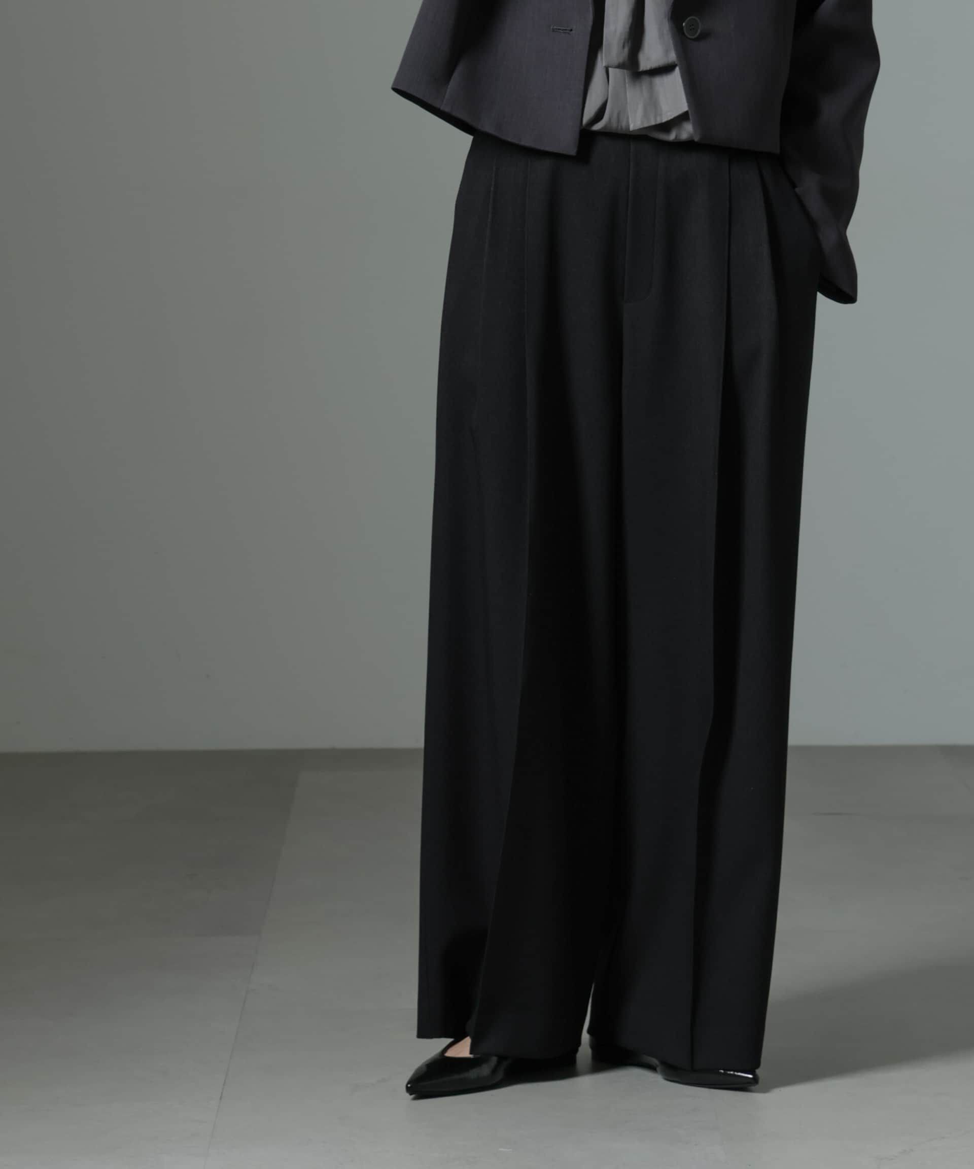 nano･universe「ストレッチサージピンタックイージーワイドパンツ（セットアップ可）」|チノ|