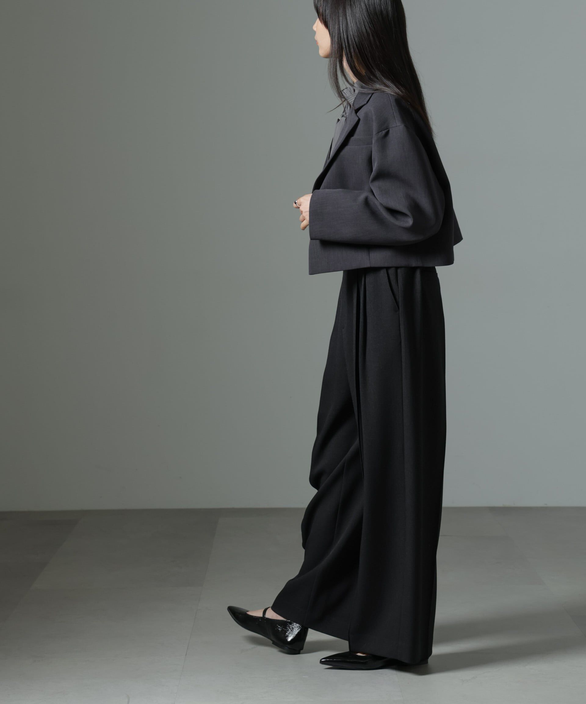 nano･universe「ストレッチサージピンタックイージーワイドパンツ（セットアップ可）」|チノ|