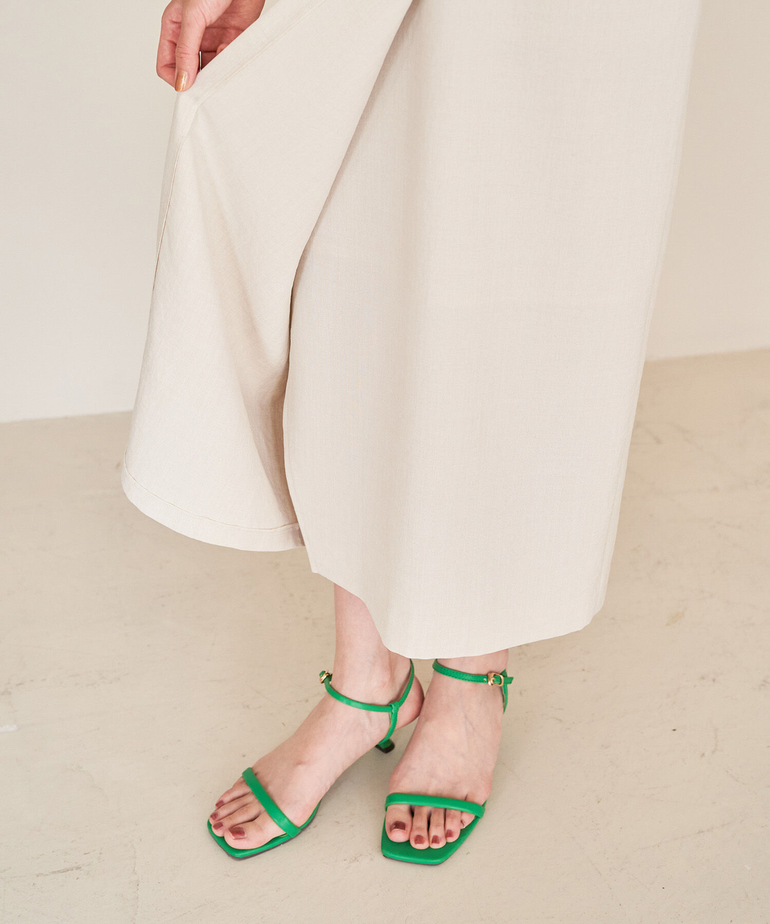 VIS「【接触冷感・洗える】美easyリネンライクベルト付き Iラインスカート」|スカート|