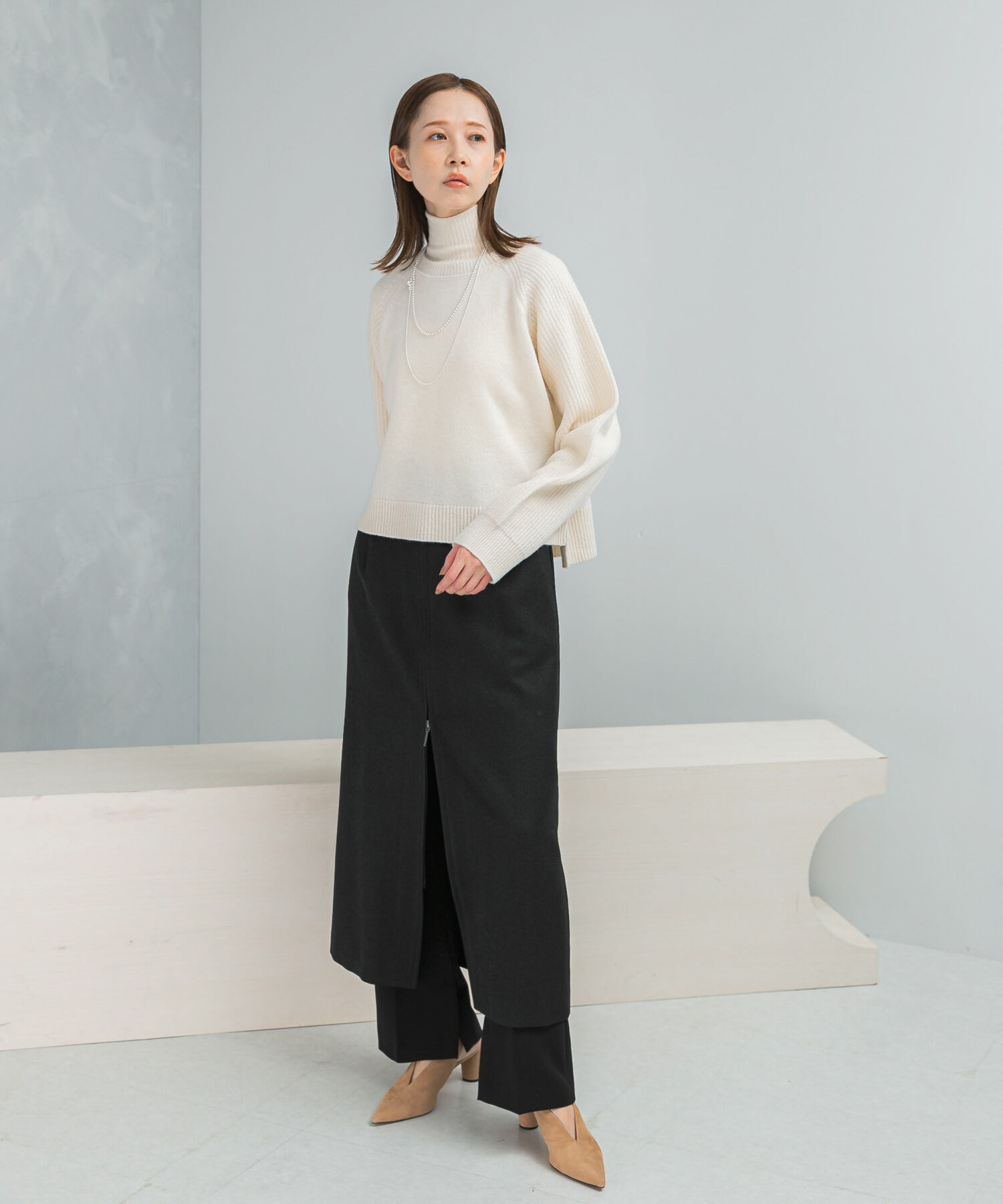 URBAN RESEARCH ROSSO「『UR TECH』後ゴムスリットストレートスカート」|スカート|