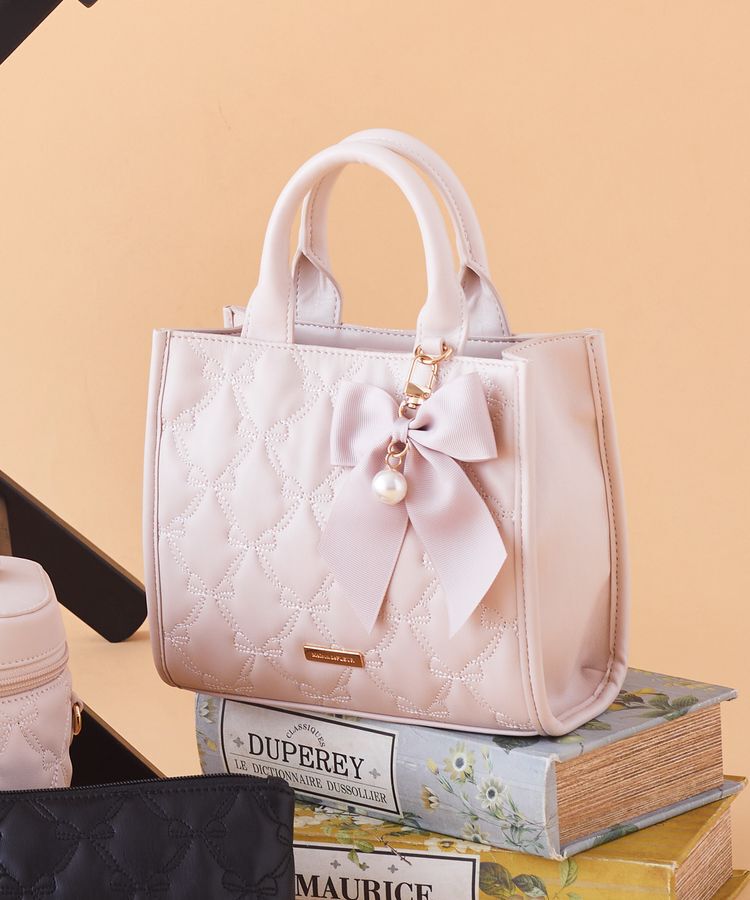 Maison de FLEUR「あこがれのリボンキルティング2wayトートバッグ」|トートバッグ|ピンクベージュ