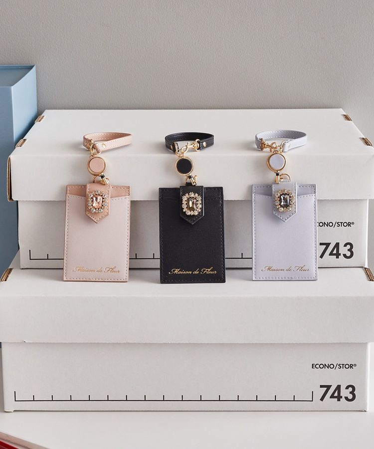 Maison de FLEUR「バイカラービジューリールパスケース」|その他|