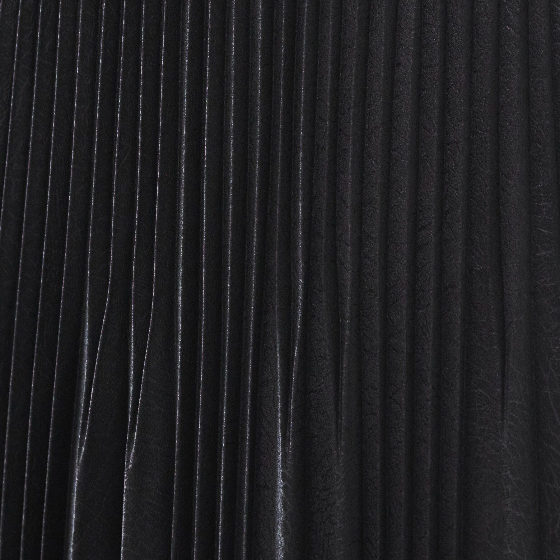 UNTITLED「【ウエストゴム/光沢感/洗える】エンボスサテンプリーツスカート」|スカート|