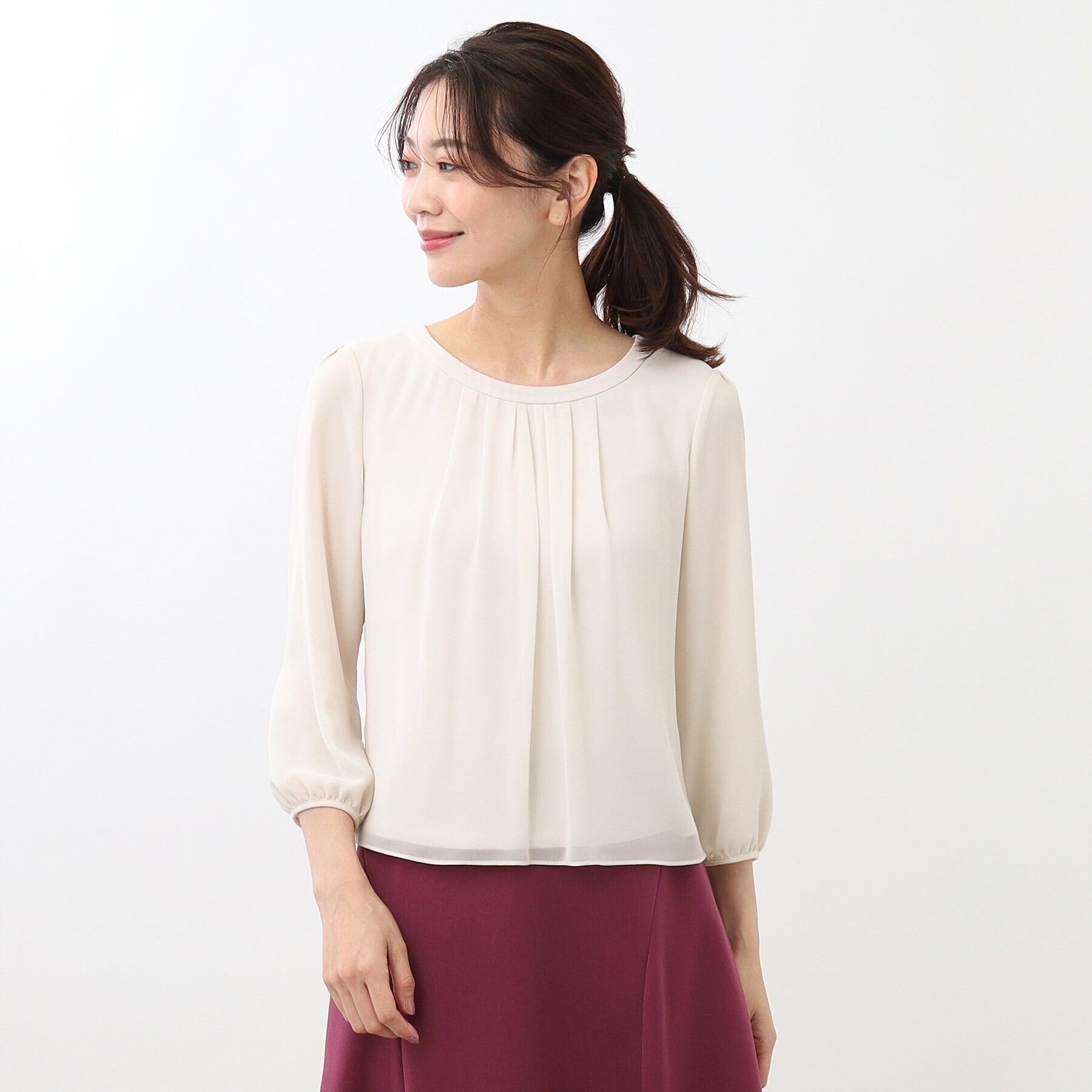 Reflect「【ジャケットのインナーにおすすめ】タックディティールブラウス」|シャツ・ブラウス|