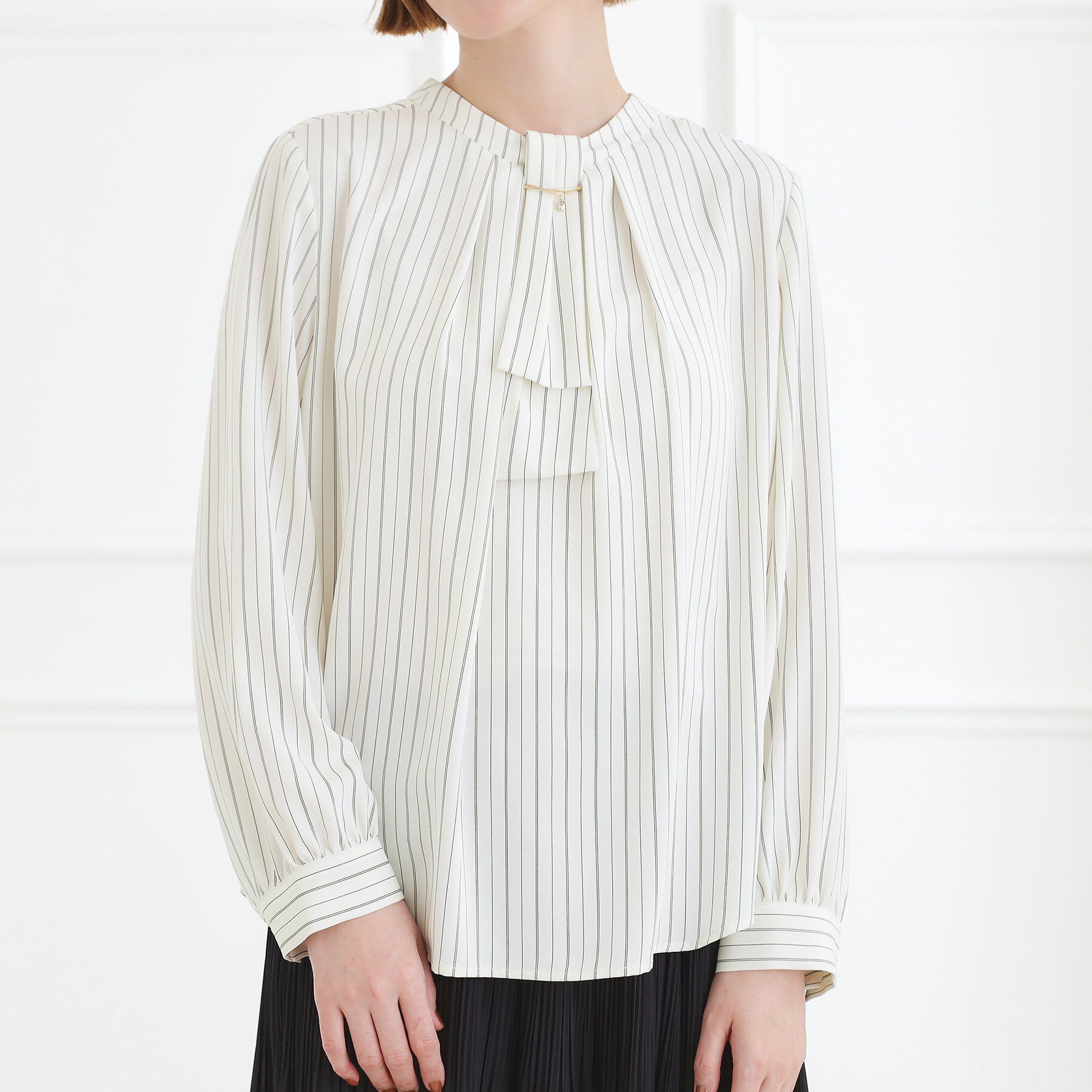 grove「【マシンウォッシュ/防シワ/UVカット】ボウタイブラウス【マルチWAY】」|シャツ・ブラウス|