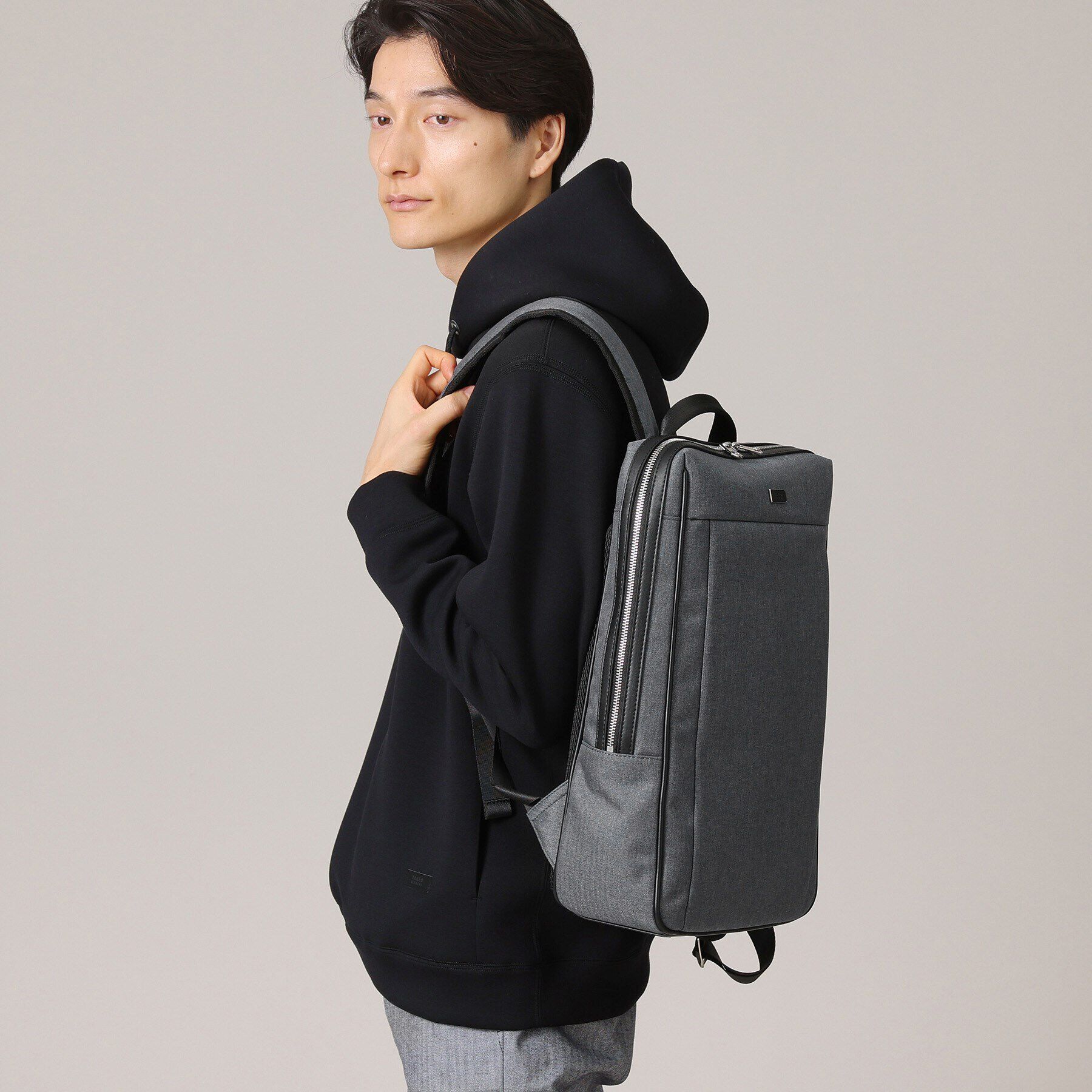 TAKEO KIKUCHI「【ONOFF兼用/13インチPC対応】スリム ヘリンボン リュック」|リュック|