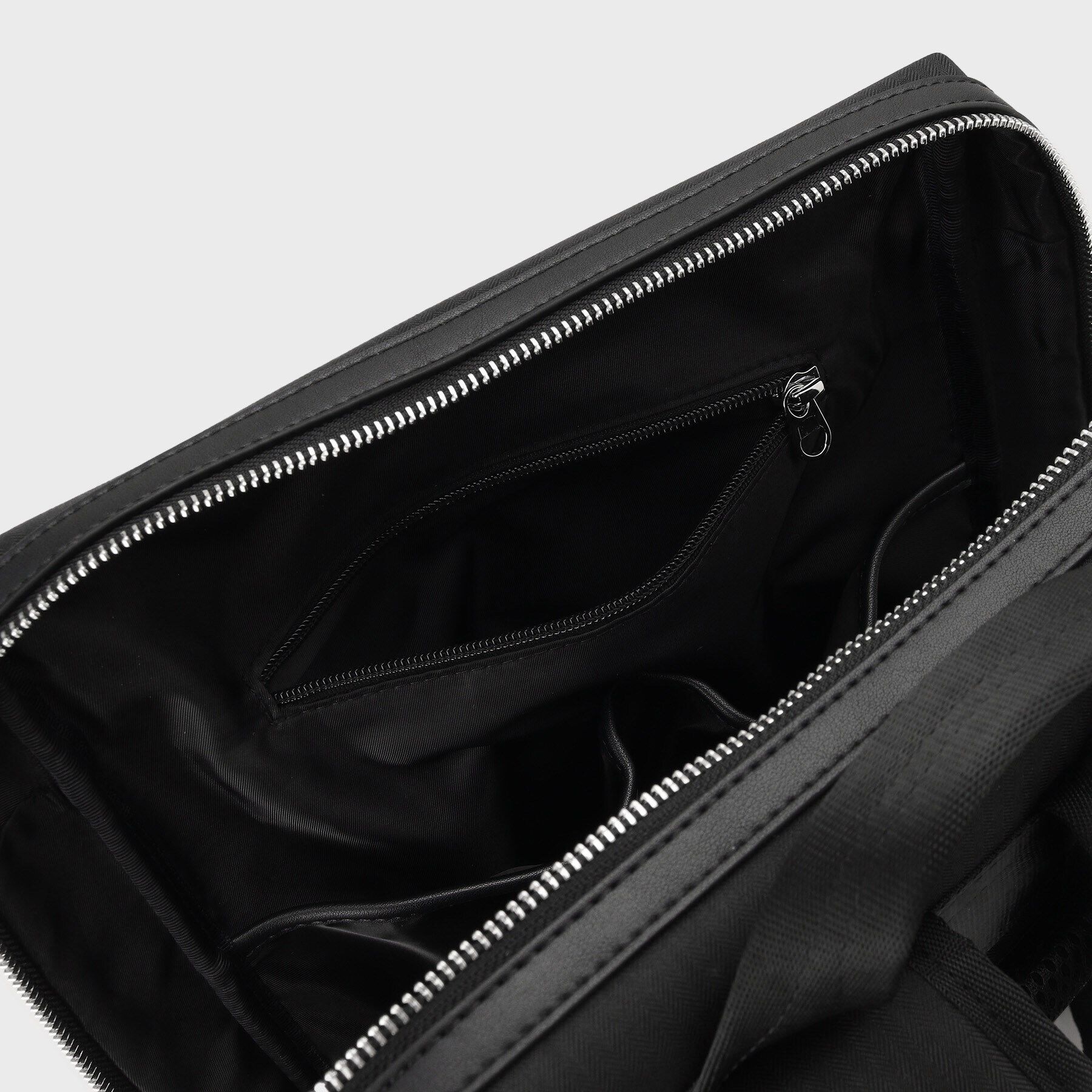 TAKEO KIKUCHI「【ONOFF兼用/13インチPC対応】スリム ヘリンボン リュック」|リュック|