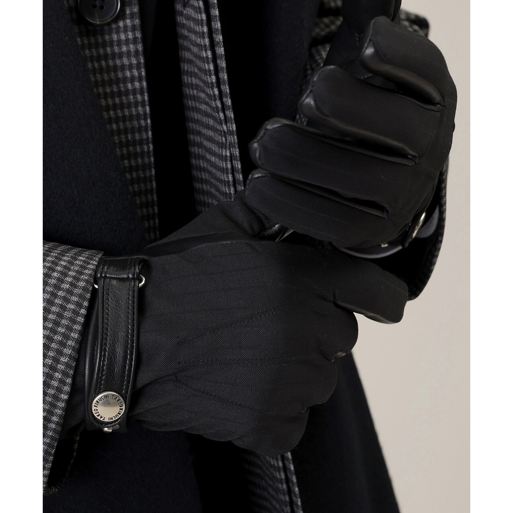 TAKEO KIKUCHI「【スマホ対応】ウール&times;レザー コンビ グローブ」|手袋|