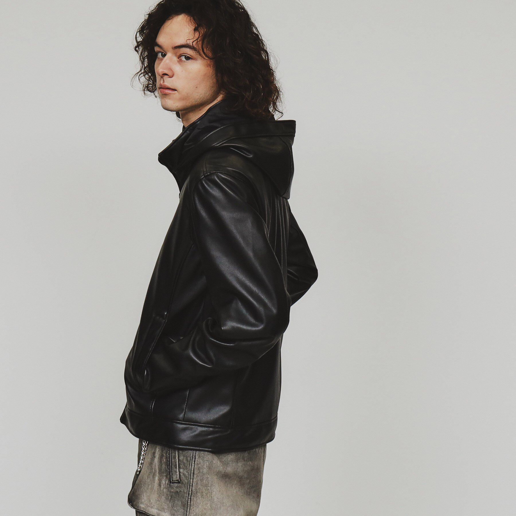 tk.TAKEO KIKUCHI「フードライダースジャケット」|ブルゾン・スタジャン|