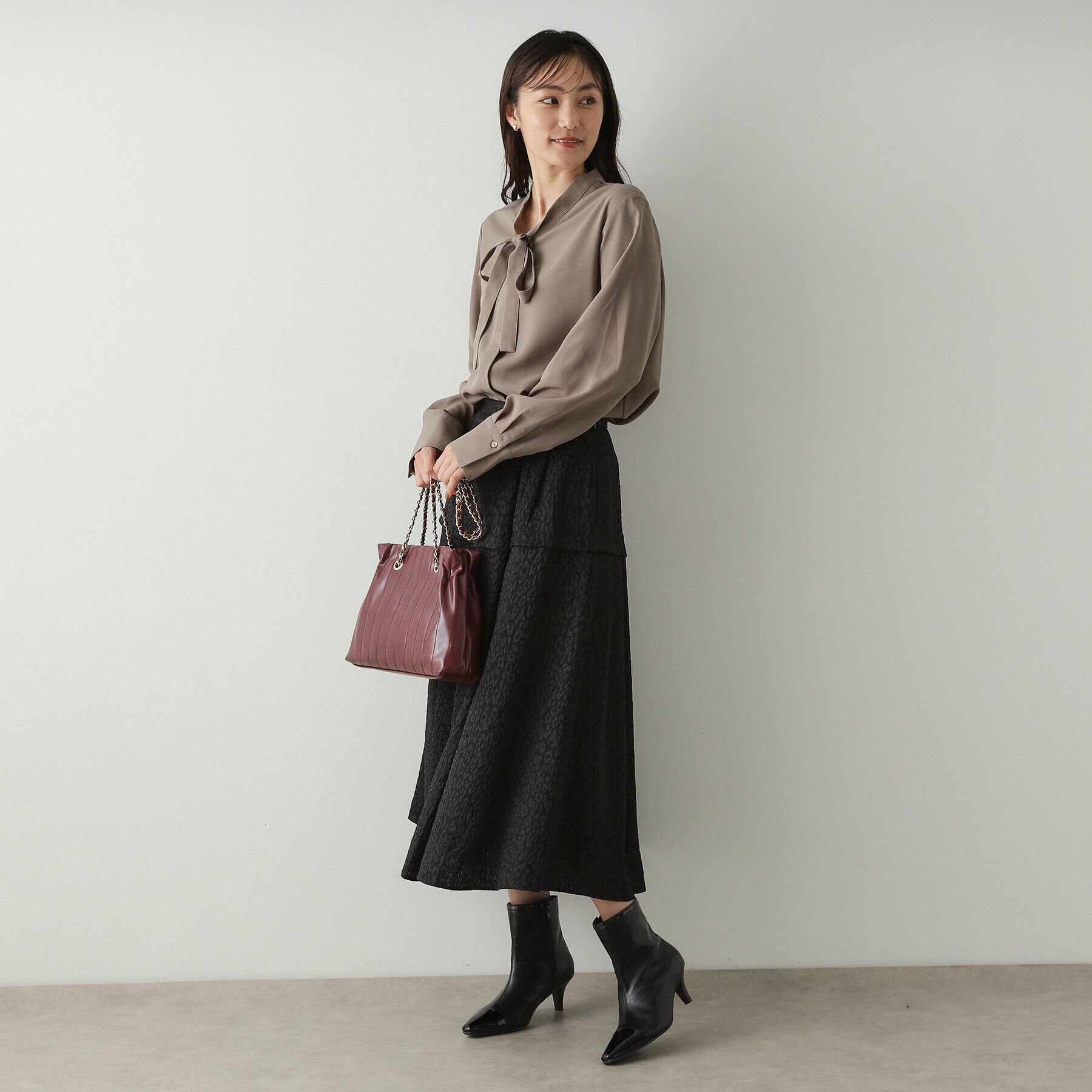 OPAQUE.CLIP「《美人百花掲載》ボウタイジョーゼットブラウス【洗濯機洗い可】」|シャツ・ブラウス|