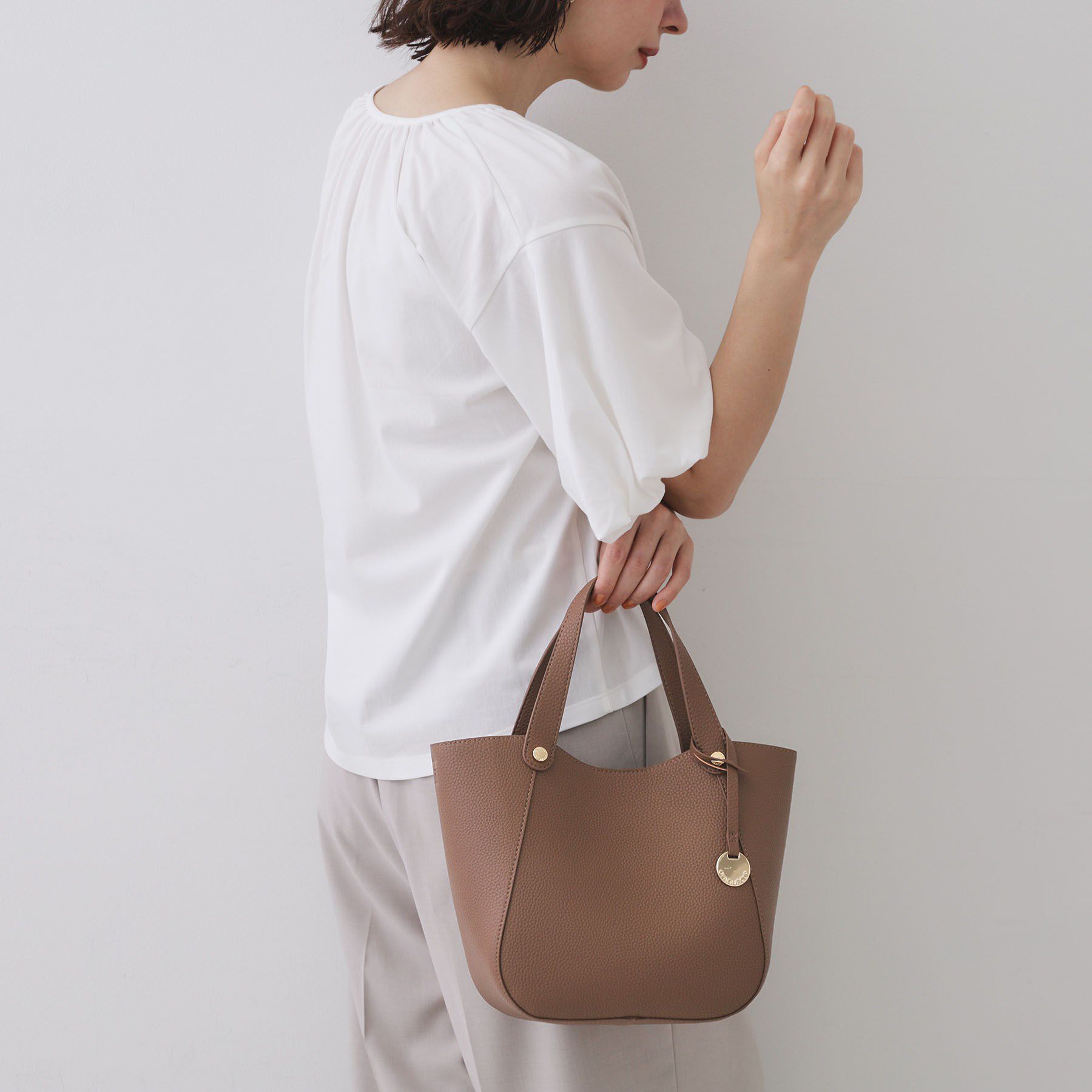 OPAQUE.CLIP「【軽量/2WAY】コインカシメシュリンクミドルトートバッグ」|トートバッグ|モカブラウン(042