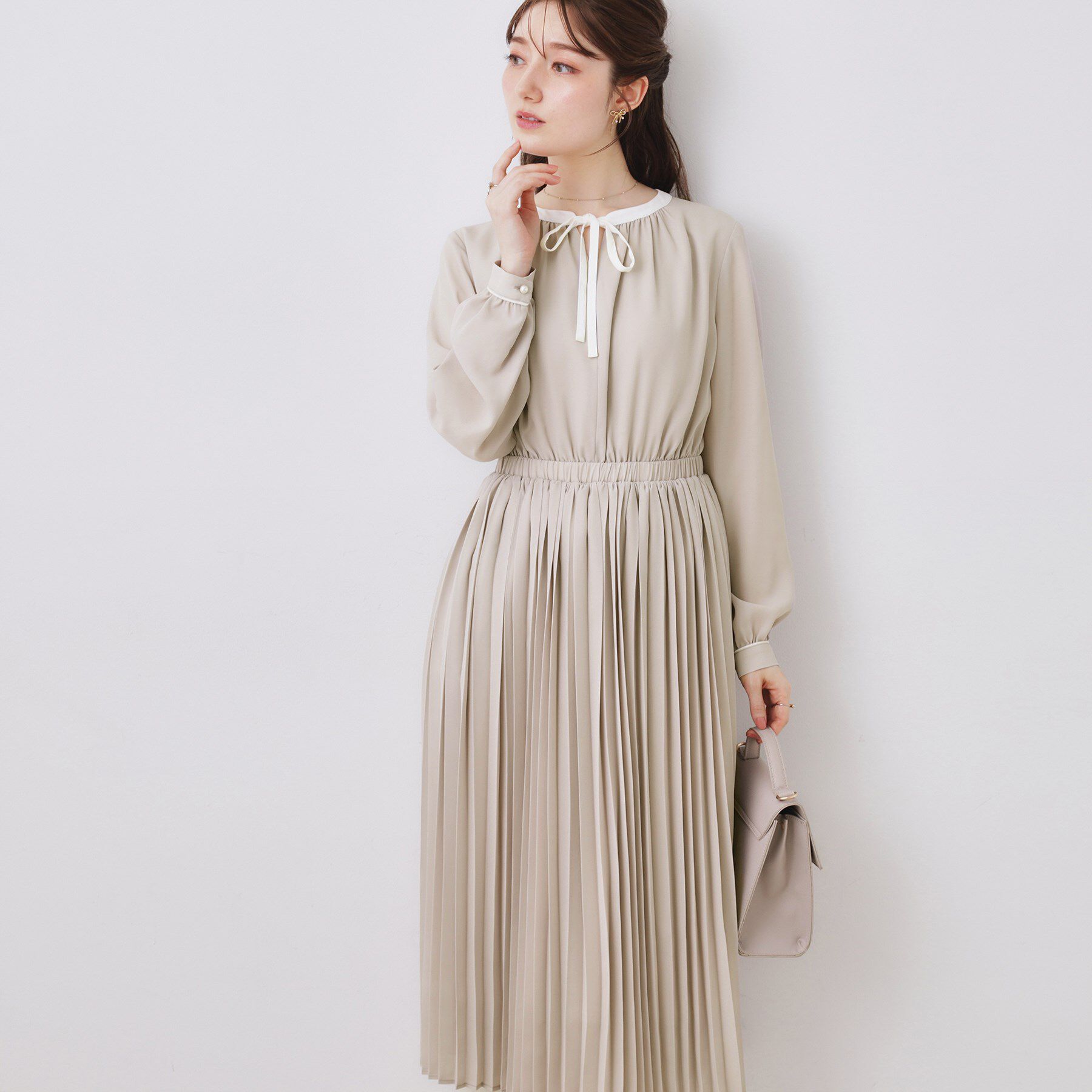 Couture broach「【ハレの日・通勤】配色シフォンプリーツ ワンピース」|ワンピース|