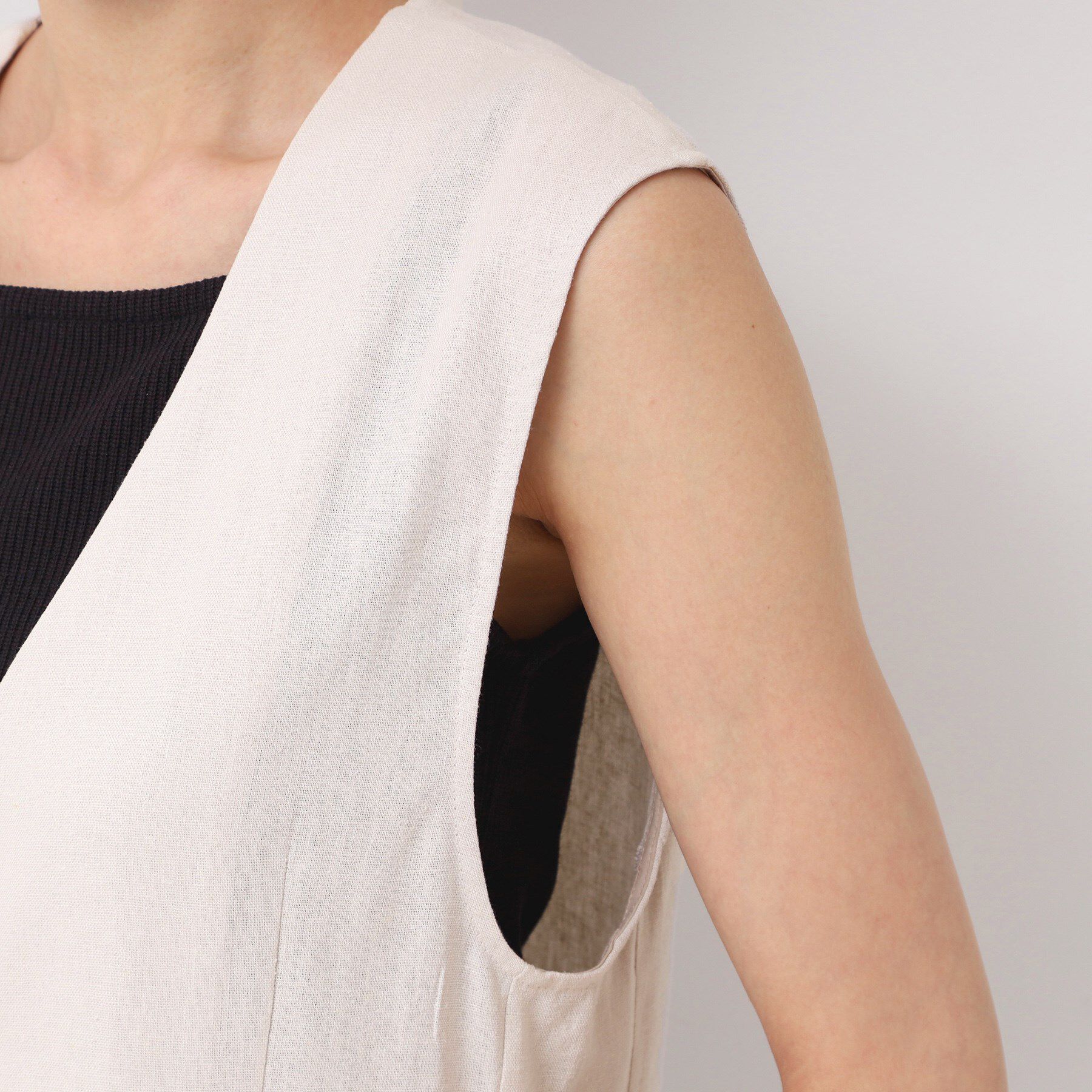 Dessin「【セットアップ可能・洗える】ボタン付きジレ」|ベスト・ジレ|