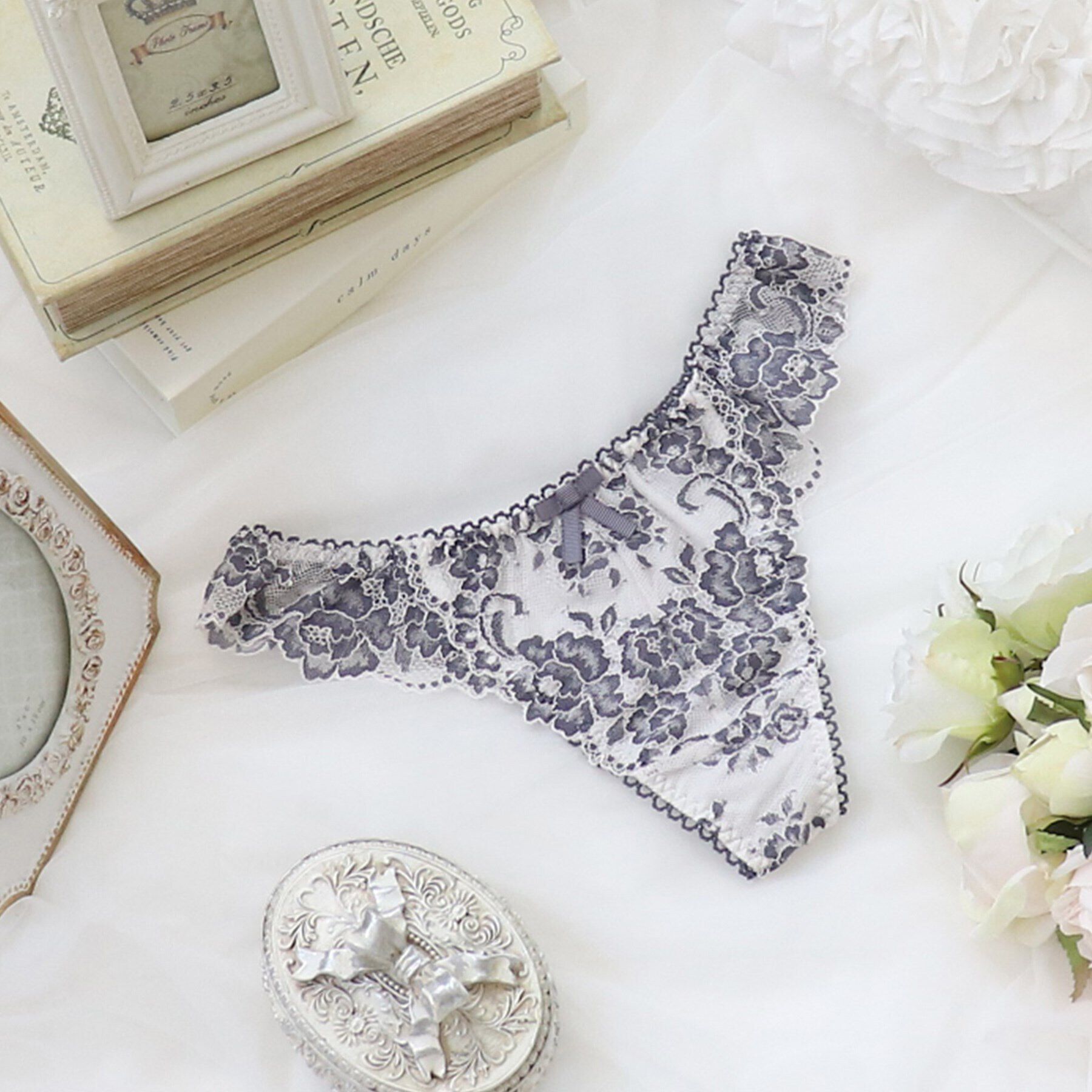 Risa Magli「リディ Tバックショーツ」|インナー|グレー(010)