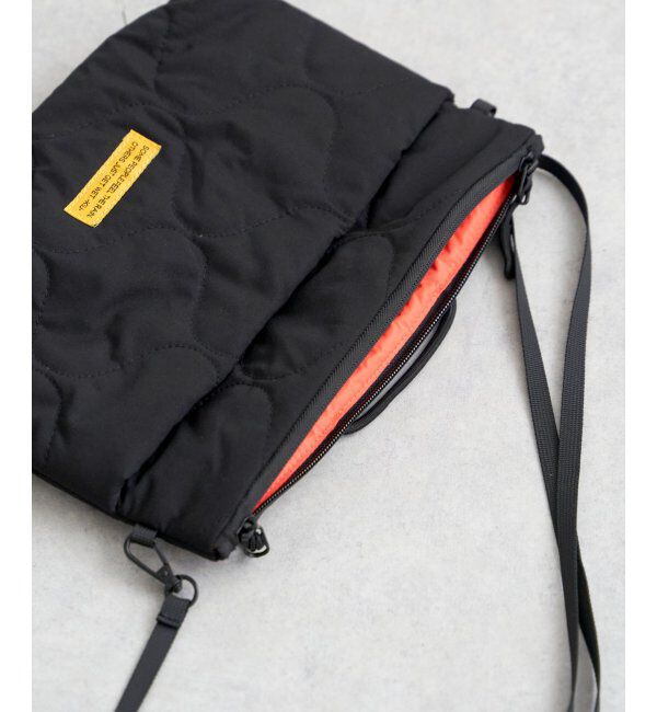 ikka「KiU パデットサコッシュポーチ」|その他|