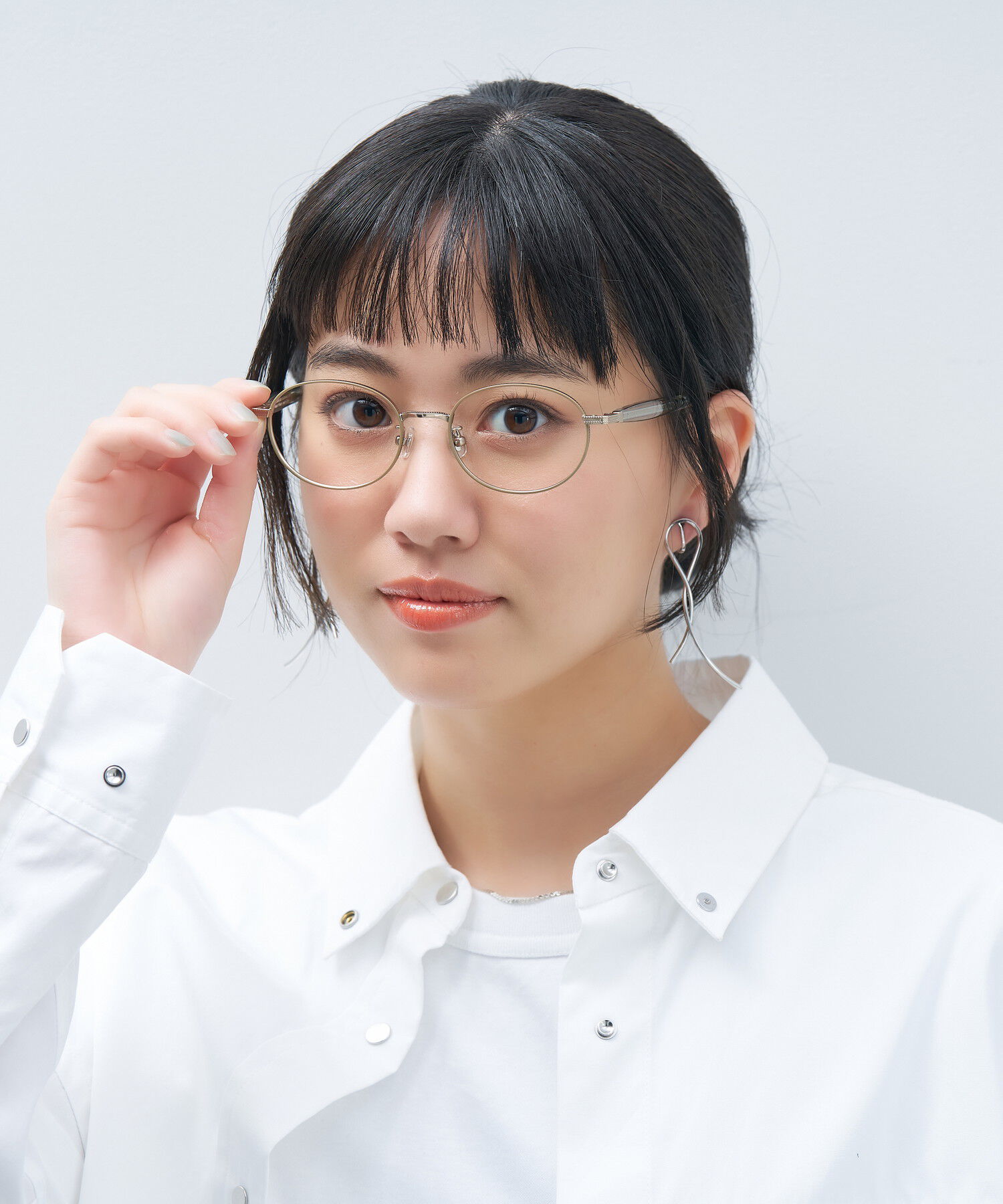  「オーバル型 メガネ｜上品で高級感のある 大人可愛いメガネ フェミニン レンズ交換券付き STANDARD MUSE」|メガネ|グリーン