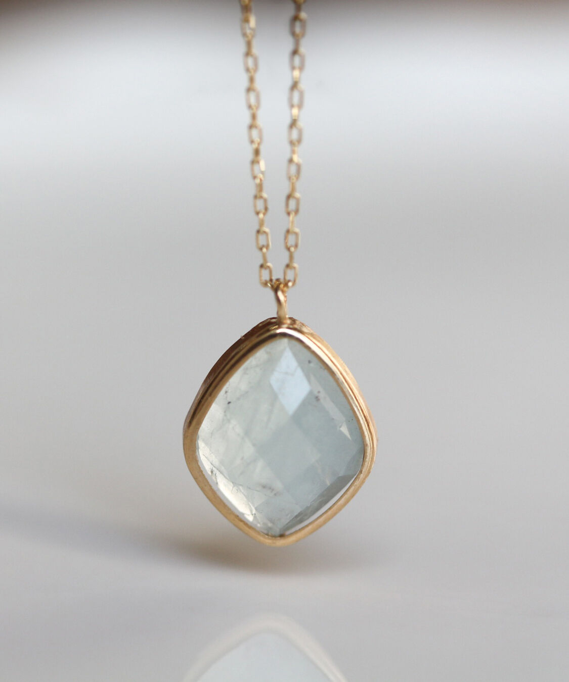  「カラーストーン ネックレス  | K10YG 〈ミルキーアクアマリン / ルチルクォーツ〉」|ネックレス|