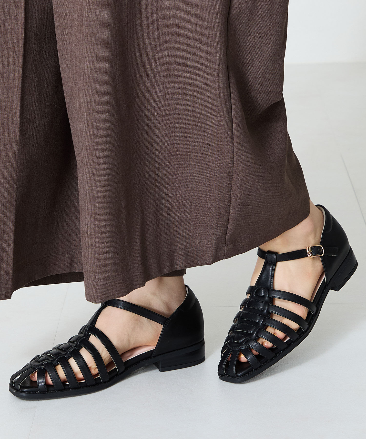 WA Oriental TRaffic「【トレンド】●2025春夏新作●ナローストラップグルカシューズ/52114 グルカサンダル フラット 人気」|サンダル|