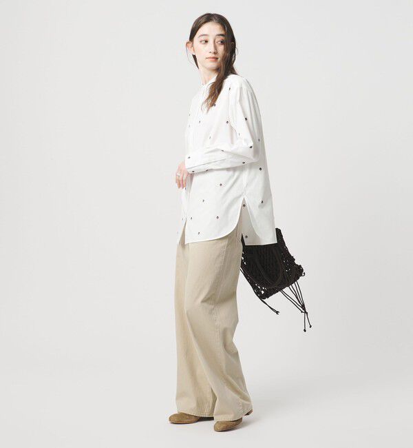 UNITED ARROWS「エンブロイダリーフラワー バンドカラー シャツ」|シャツ・ブラウス|